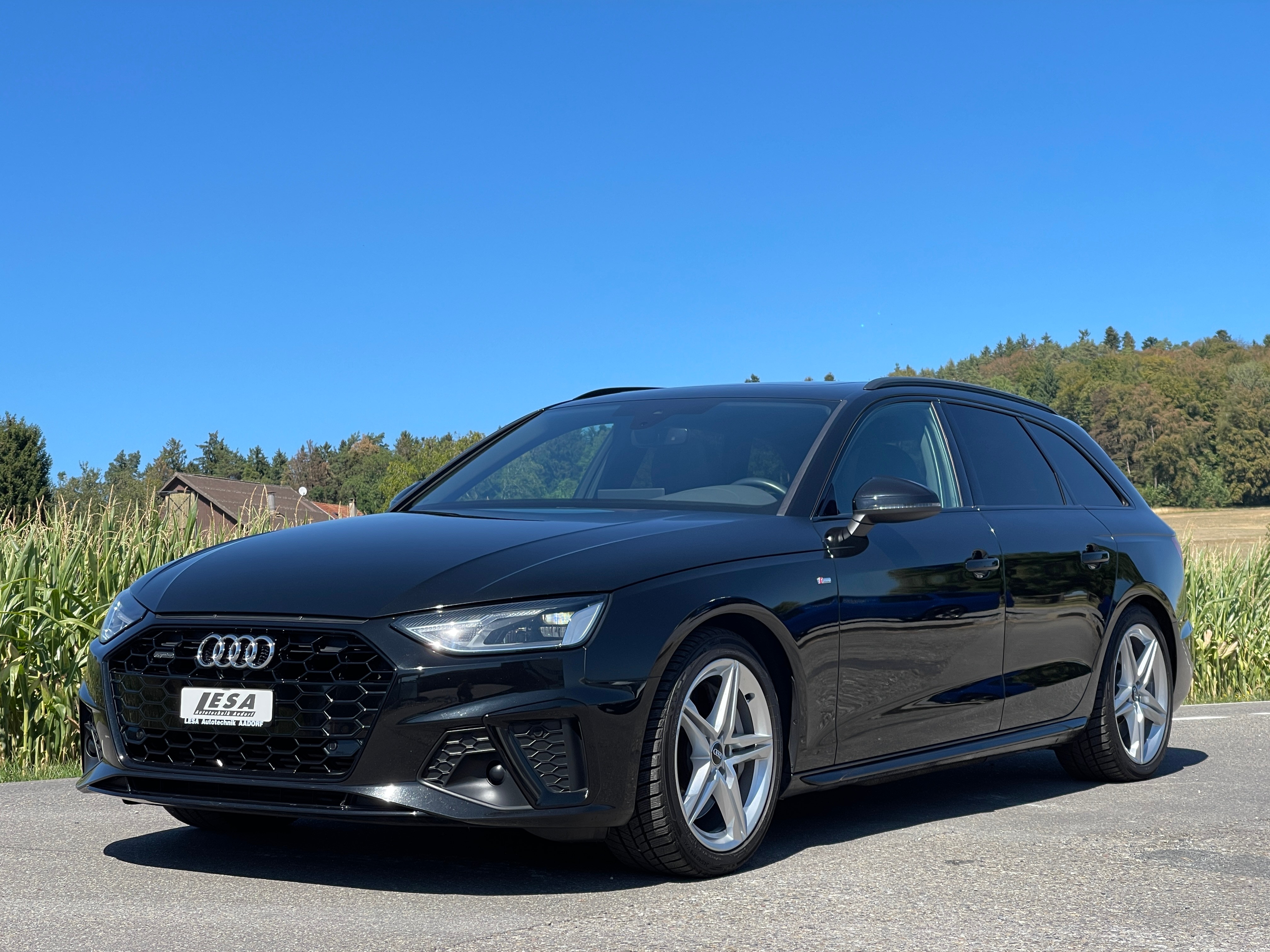 Car photo