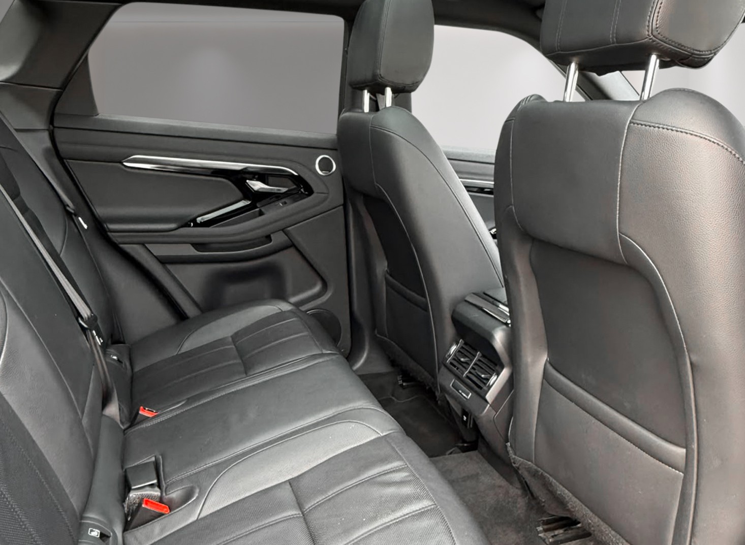 LAND ROVER Range Rover Evoque R-Dynamic P 200 S AT9-image-15