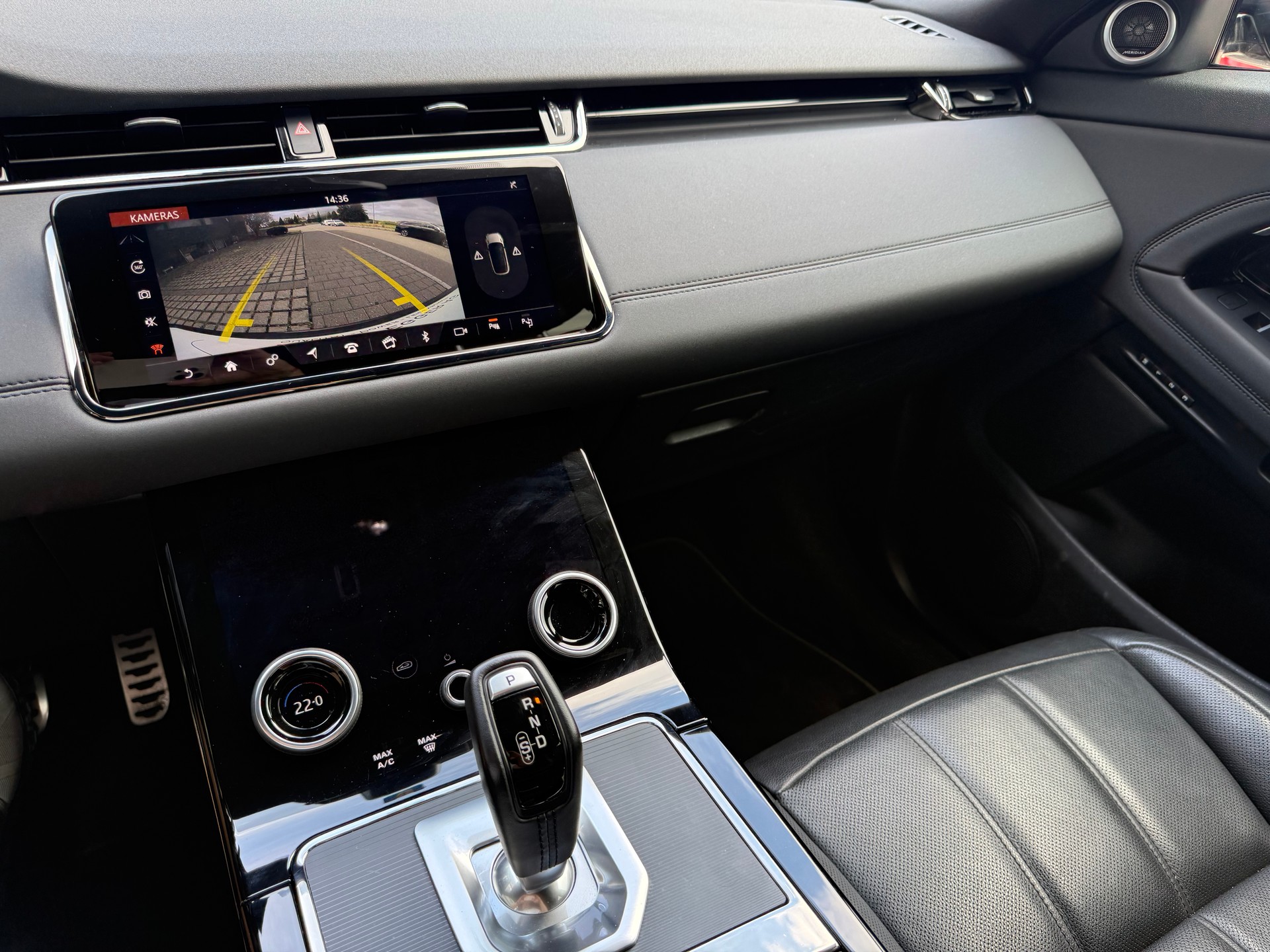 LAND ROVER Range Rover Evoque R-Dynamic P 200 S AT9-image-17