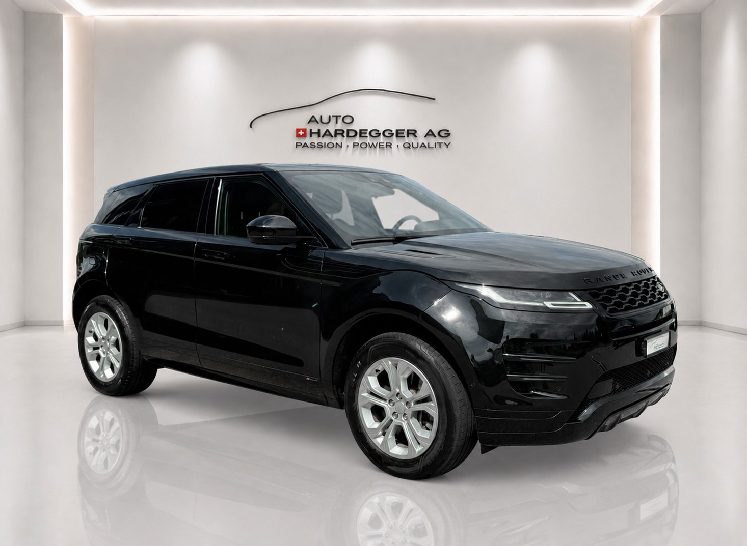 LAND ROVER Range Rover Evoque R-Dynamic P 200 S AT9-image-0