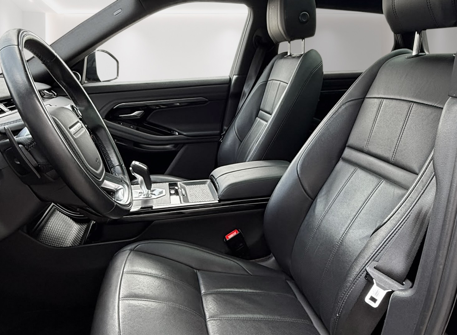 LAND ROVER Range Rover Evoque R-Dynamic P 200 S AT9-image-9