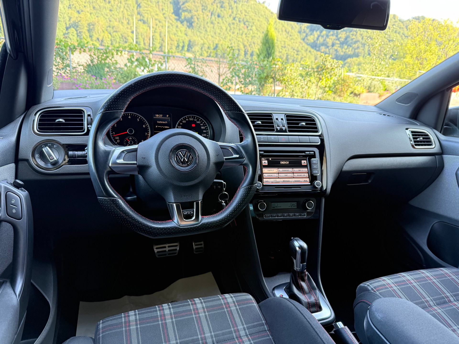 VW 1.4 TSI GTI DSG-image-2