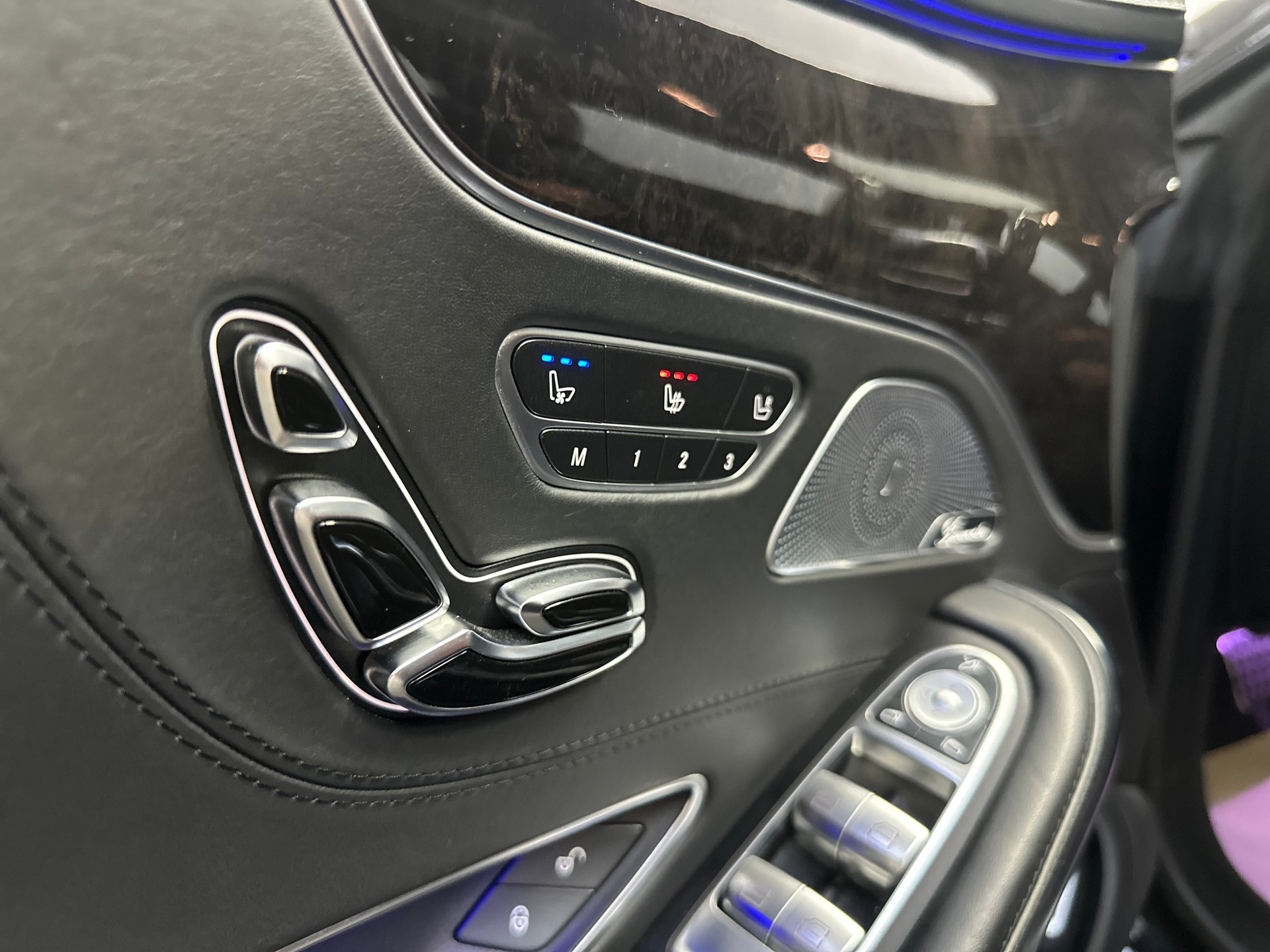 MERCEDES-BENZ S 63 AMG Coupé Speedshift MCT-image-13