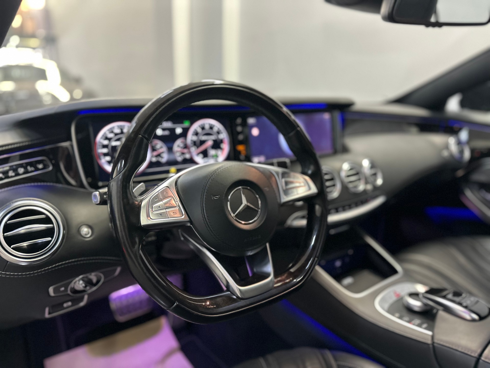 MERCEDES-BENZ S 63 AMG Coupé Speedshift MCT-image-9