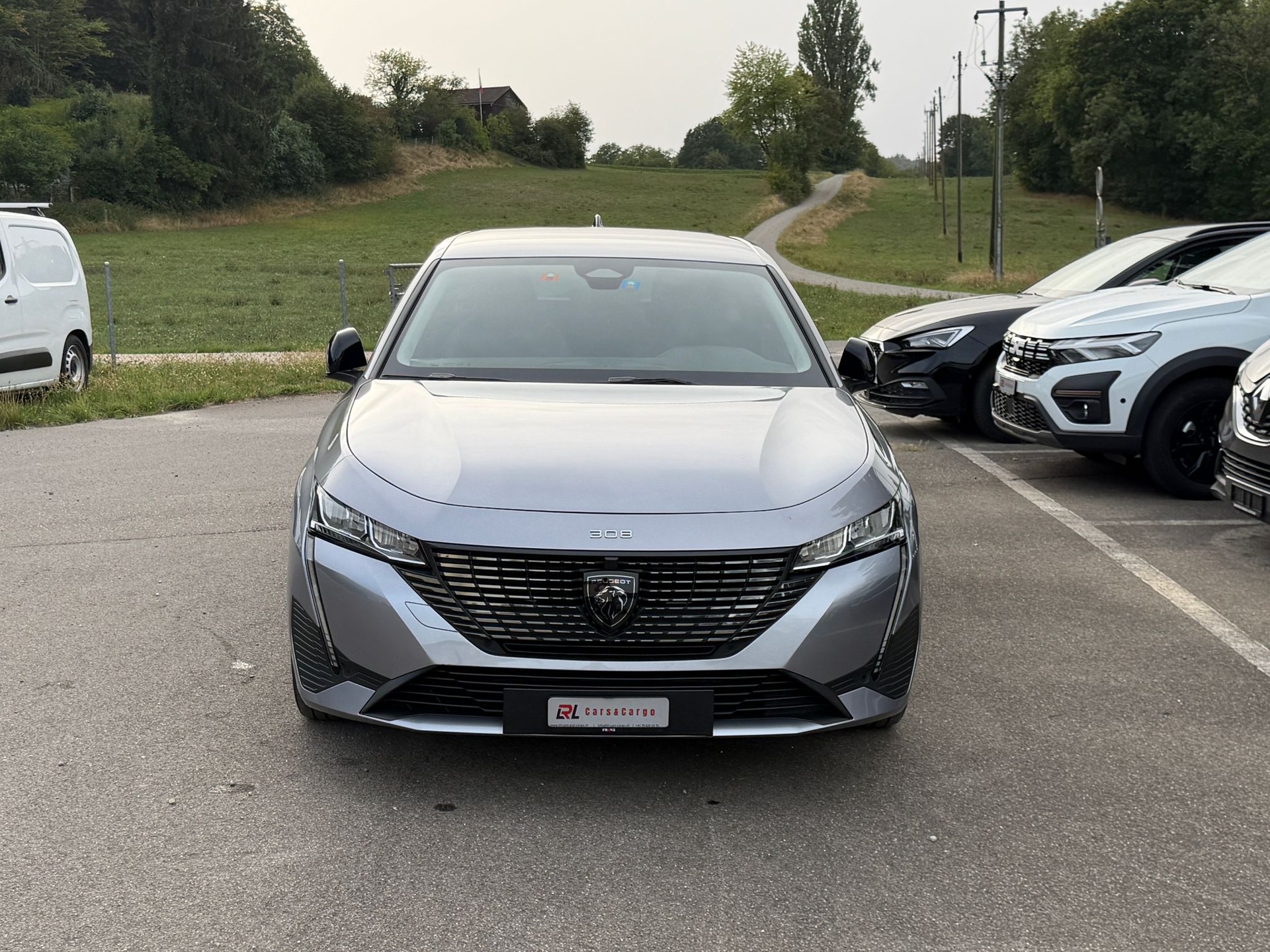 PEUGEOT 308 SW 1.5 BlueHDI Allure Pack EAT8-image-1