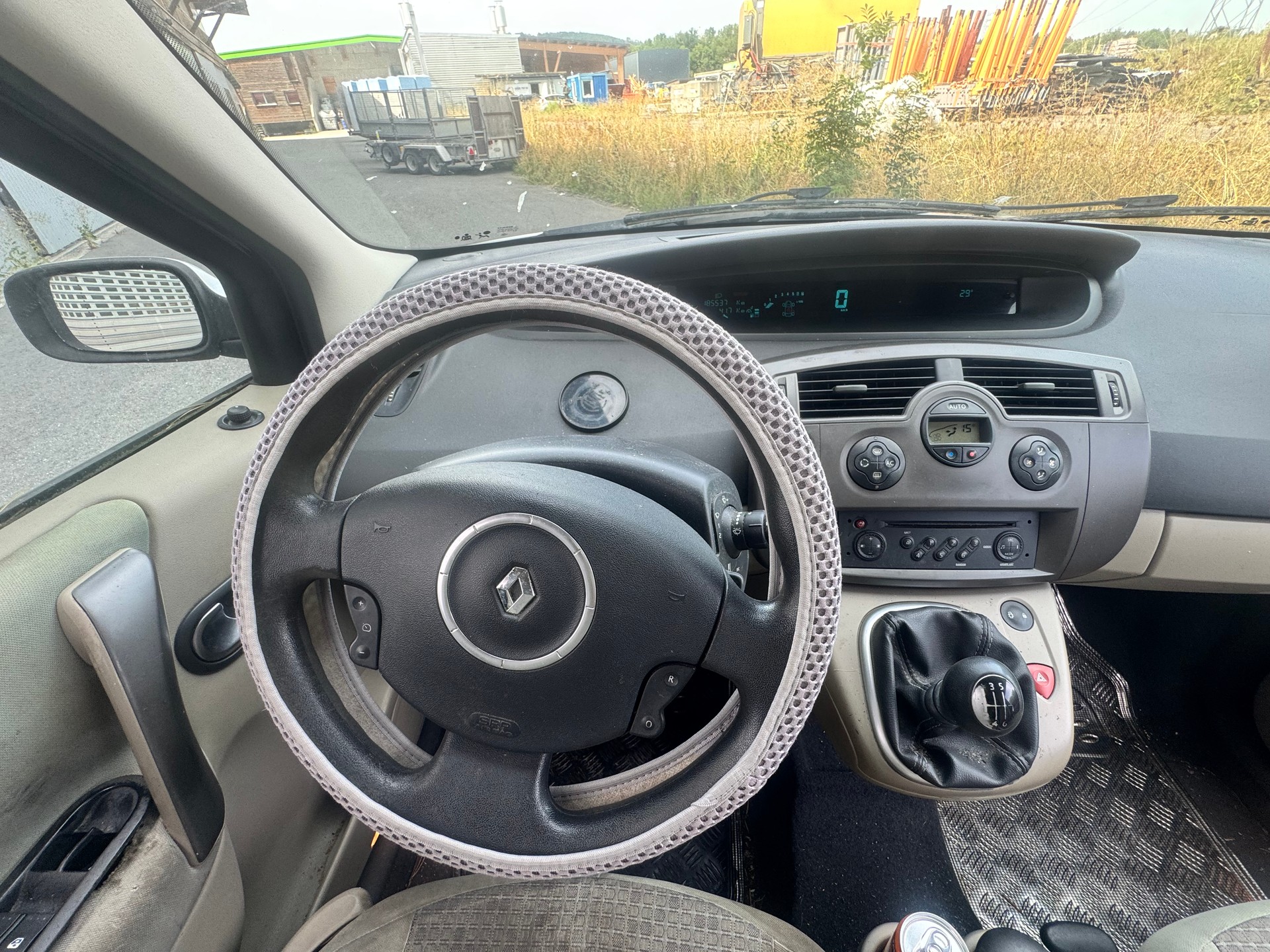 RENAULT Scénic 2.0 16V Dynamique-image-7