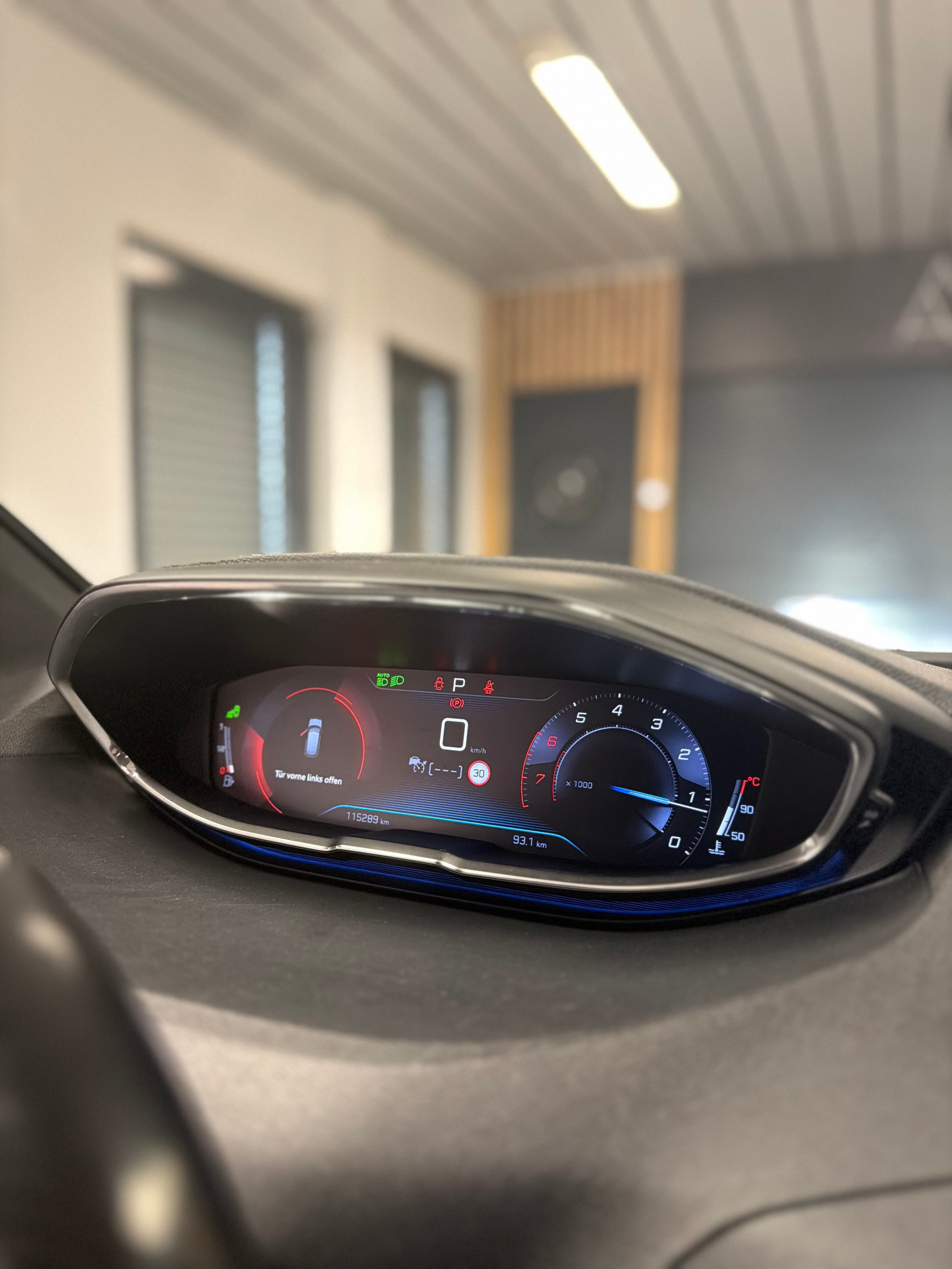 PEUGEOT 3008 1.6 THP GT Line EAT-image-19