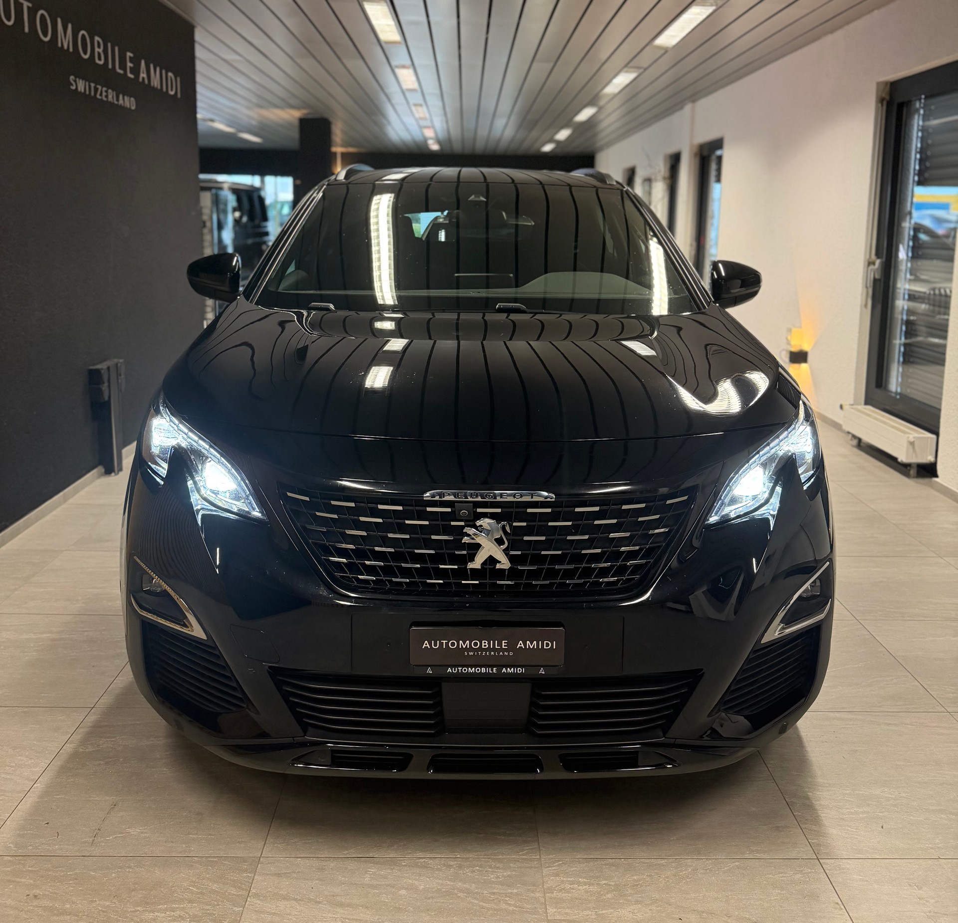 PEUGEOT 3008 1.6 THP GT Line EAT-showroom-element-1