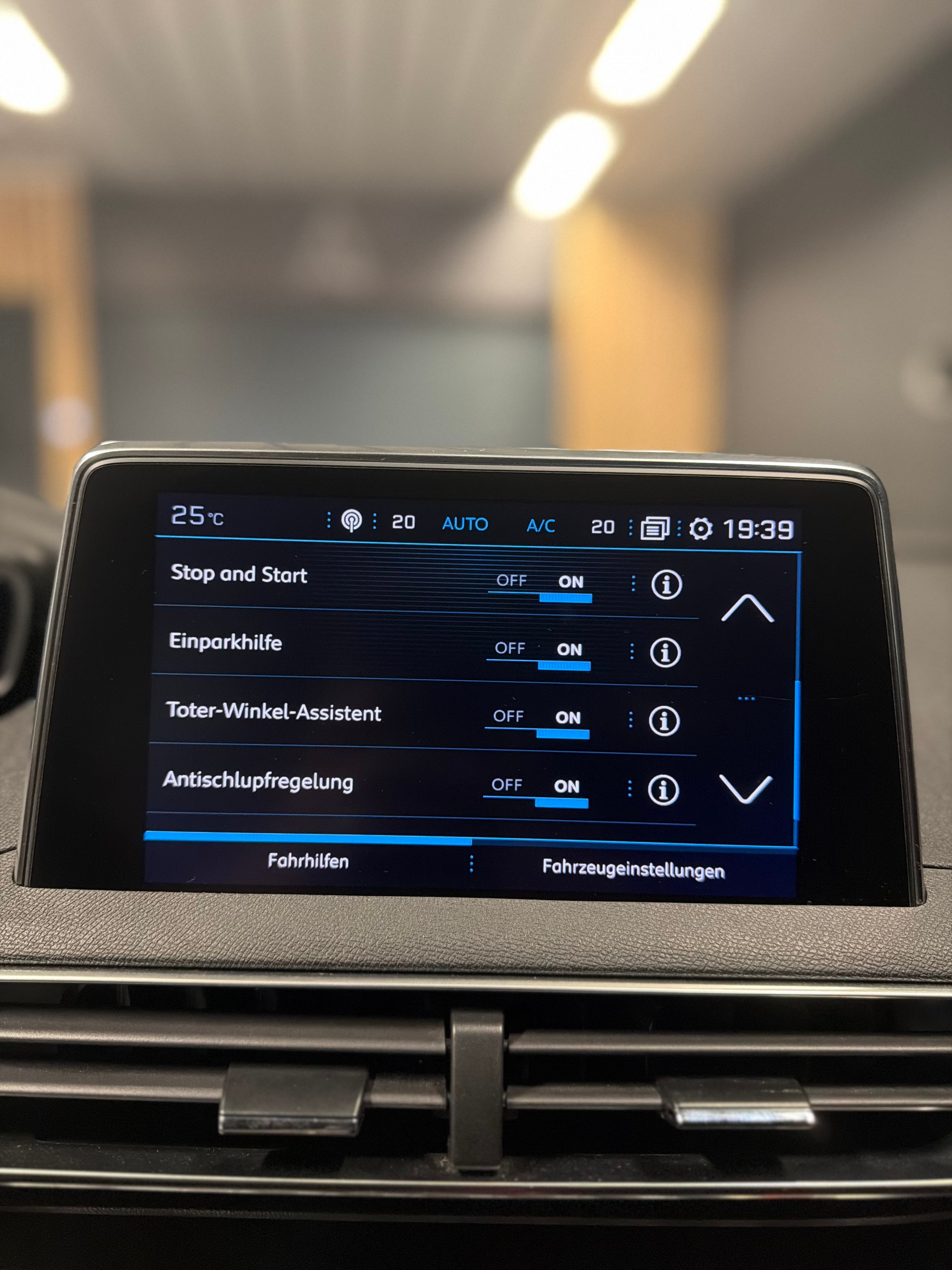 PEUGEOT 3008 1.6 THP GT Line EAT-image-25