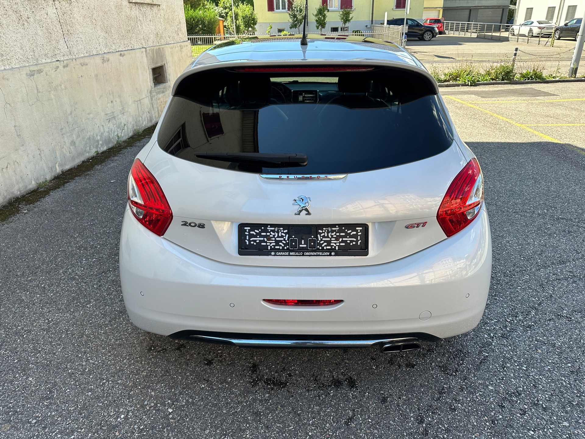 PEUGEOT 208 1.6 Turbo GTi-image-5