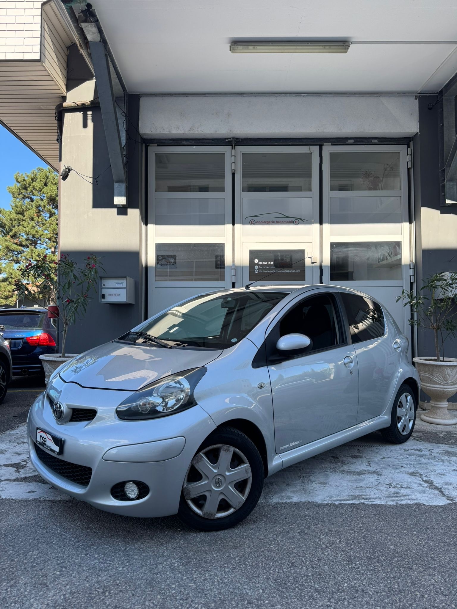 TOYOTA Aygo 1.0 Linea Luna Cool Multimode-image-0