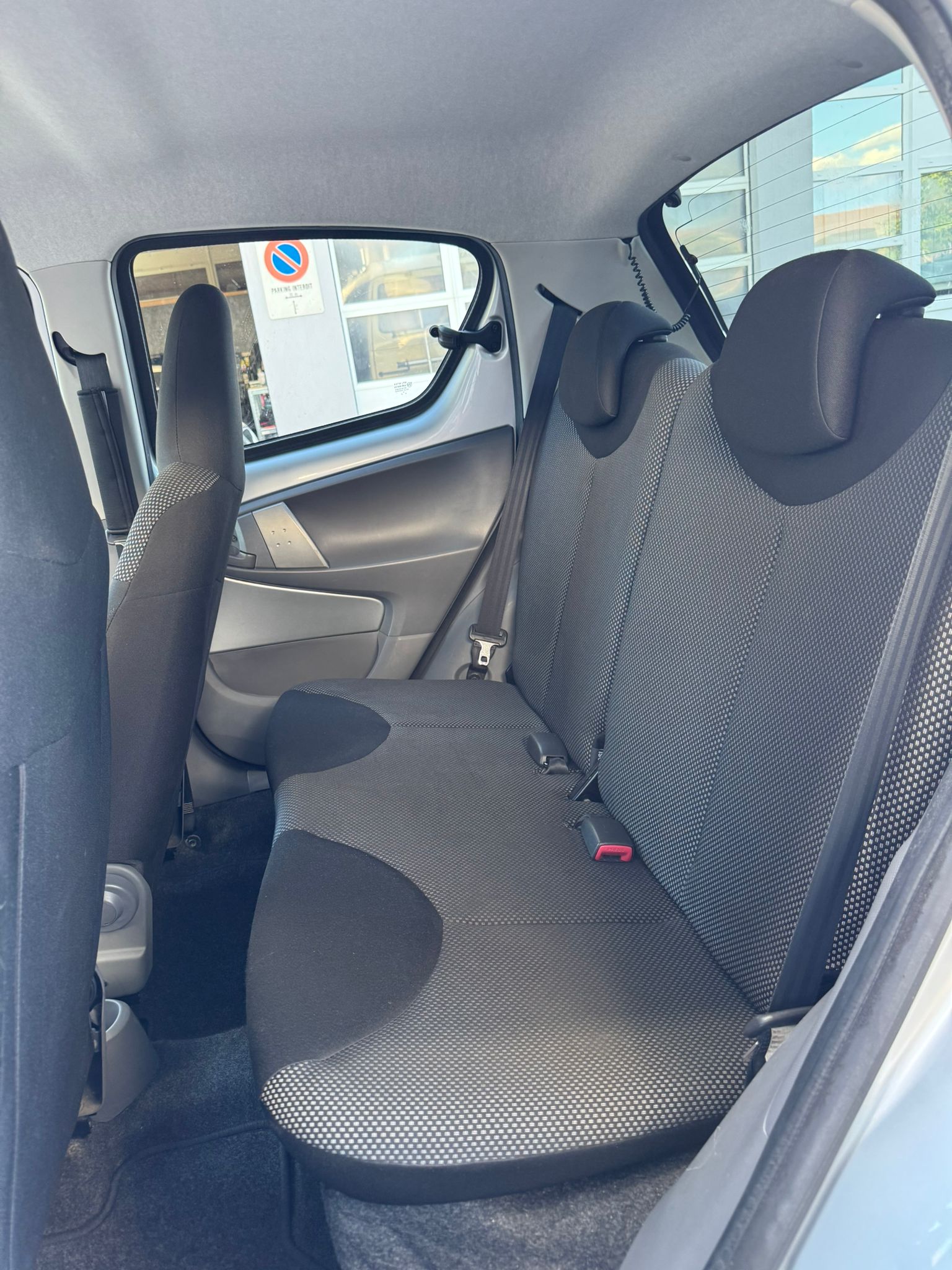 TOYOTA Aygo 1.0 Linea Luna Cool Multimode-image-8