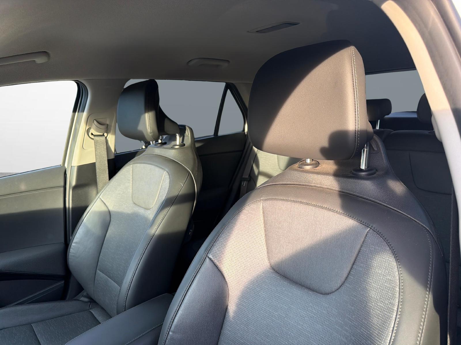 KIA Niro 1.6 GDi Hybrid Style-showroom-element-2