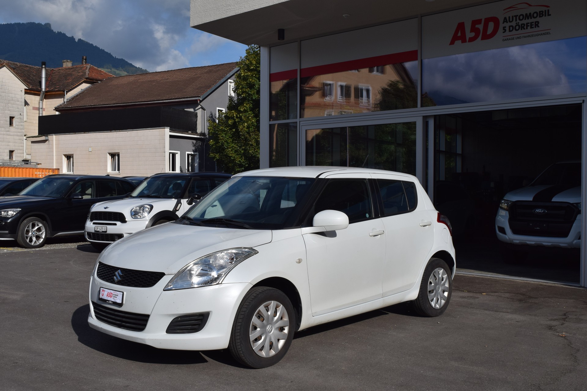 SUZUKI Swift 1.2i 16V GL 4x4-showroom-element-1