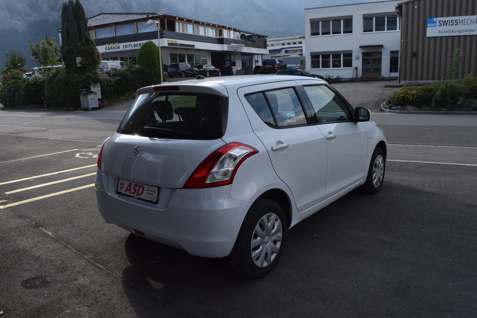 SUZUKI Swift 1.2i 16V GL 4x4-image-7