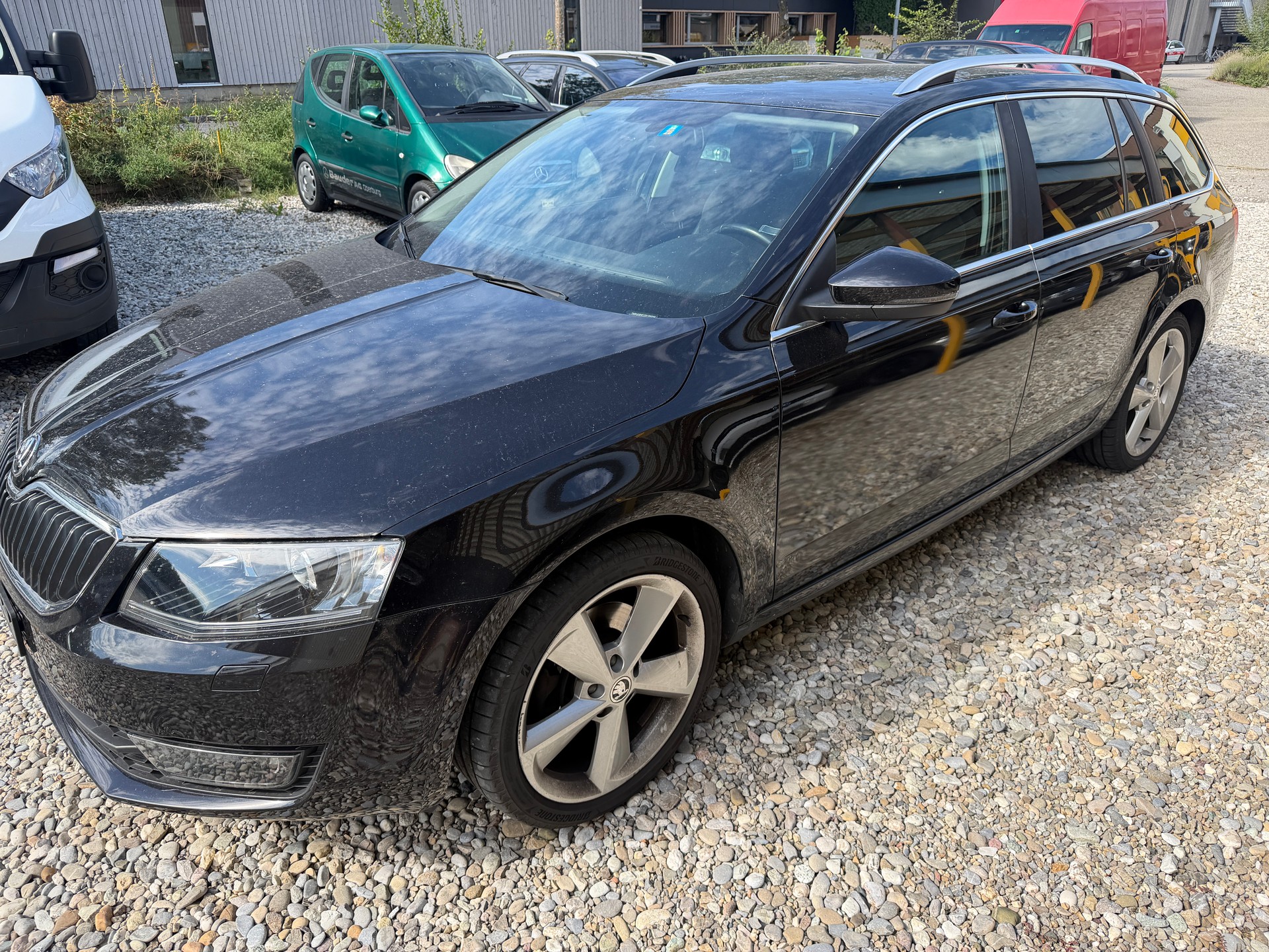 SKODA Octavia Combi 2.0 TDI Swiss Edition 4x4 DSG-image-0