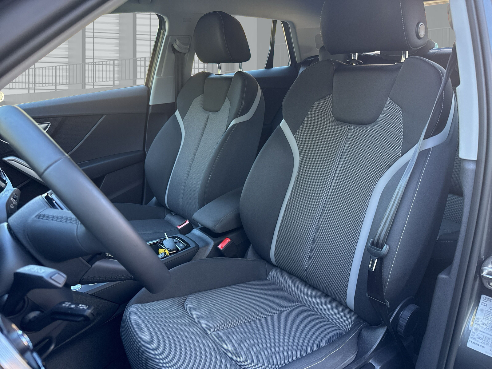AUDI Q2 35 TFSI S line S-tronic-image-10