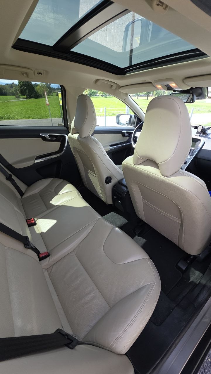 VOLVO Summum-image-2