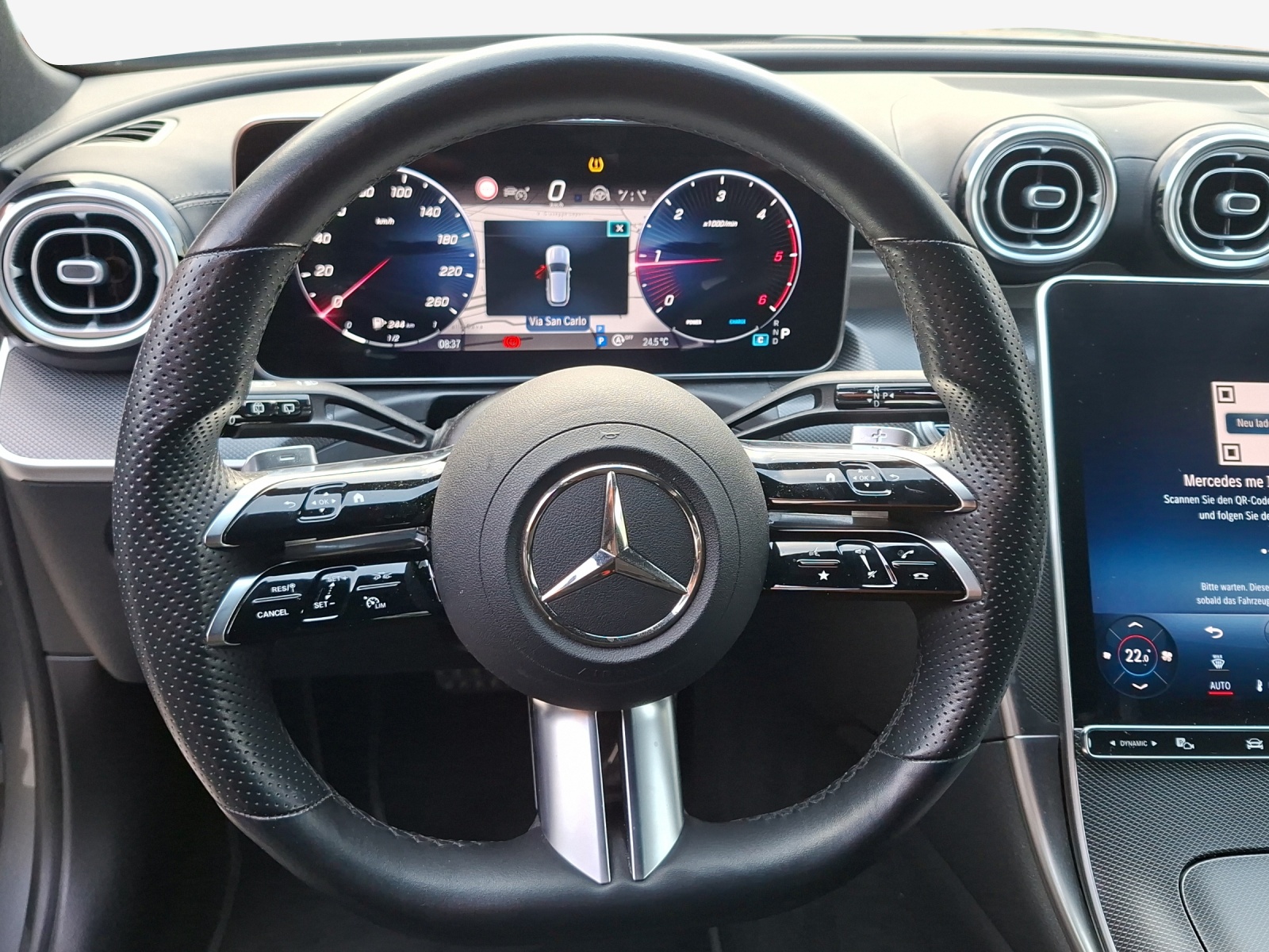 MERCEDES-BENZ C 220 d T 4Matic AMG Line-image-9