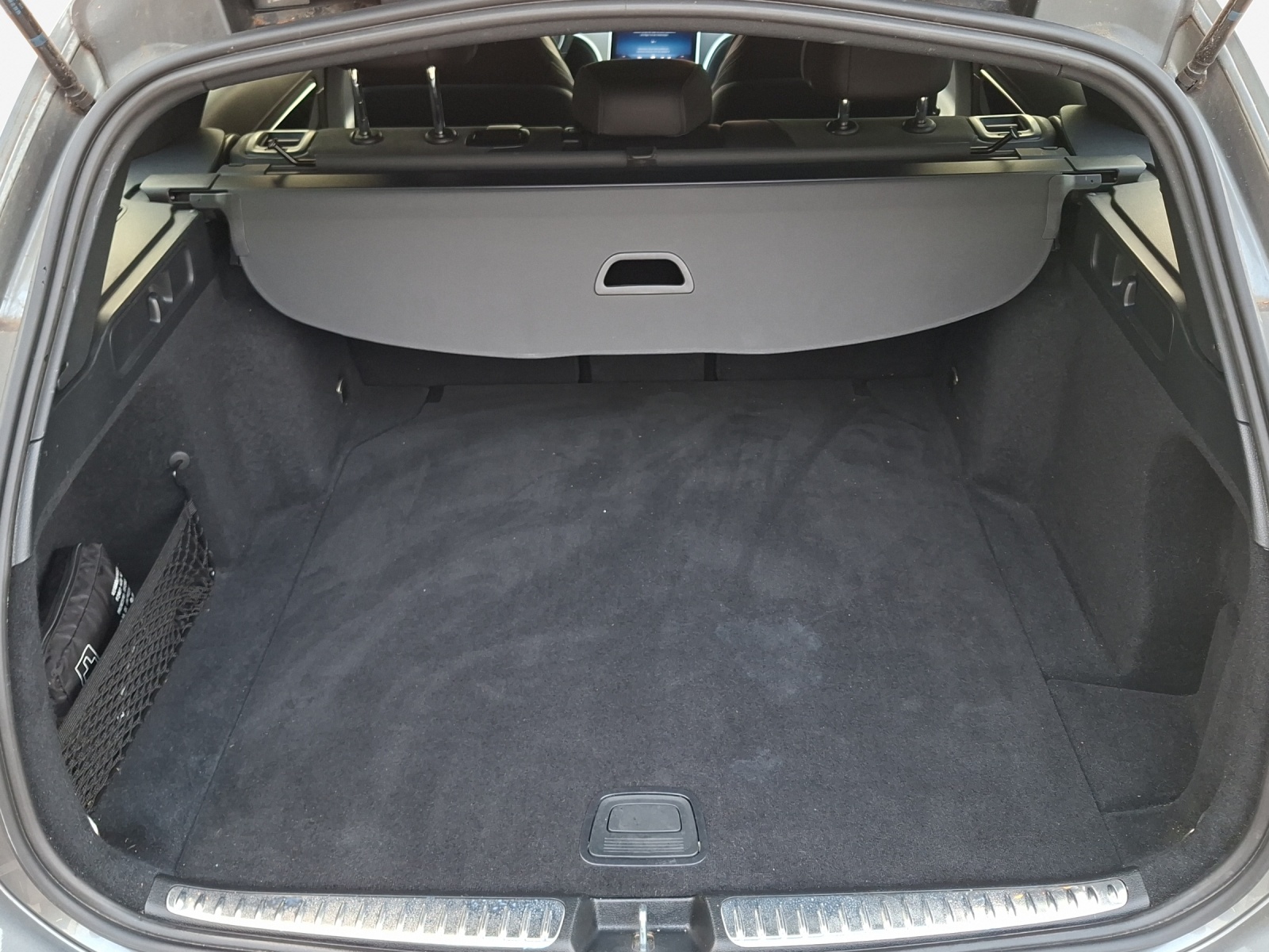 MERCEDES-BENZ C 220 d T 4Matic AMG Line-image-12