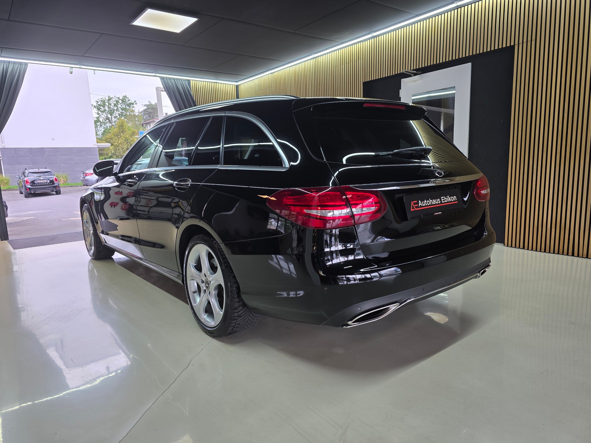 MERCEDES-BENZ C 350 e Avantgarde 7G-Tronic-image-4