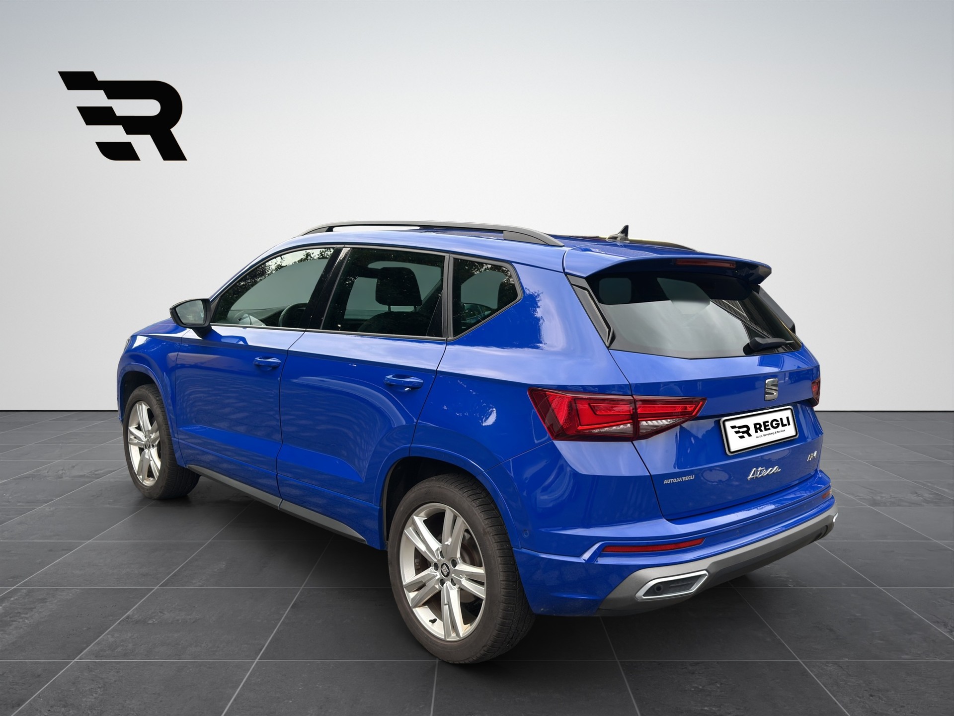 SEAT Ateca 2.0 TSI Hola FR 4Drive DSG-image-2