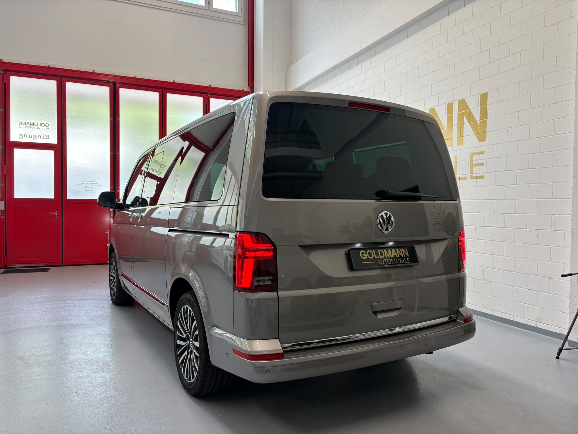 VW T6.1 Multivan 2.0 Bi-TDI Highline Liberty 4Mot. DSG-image-6