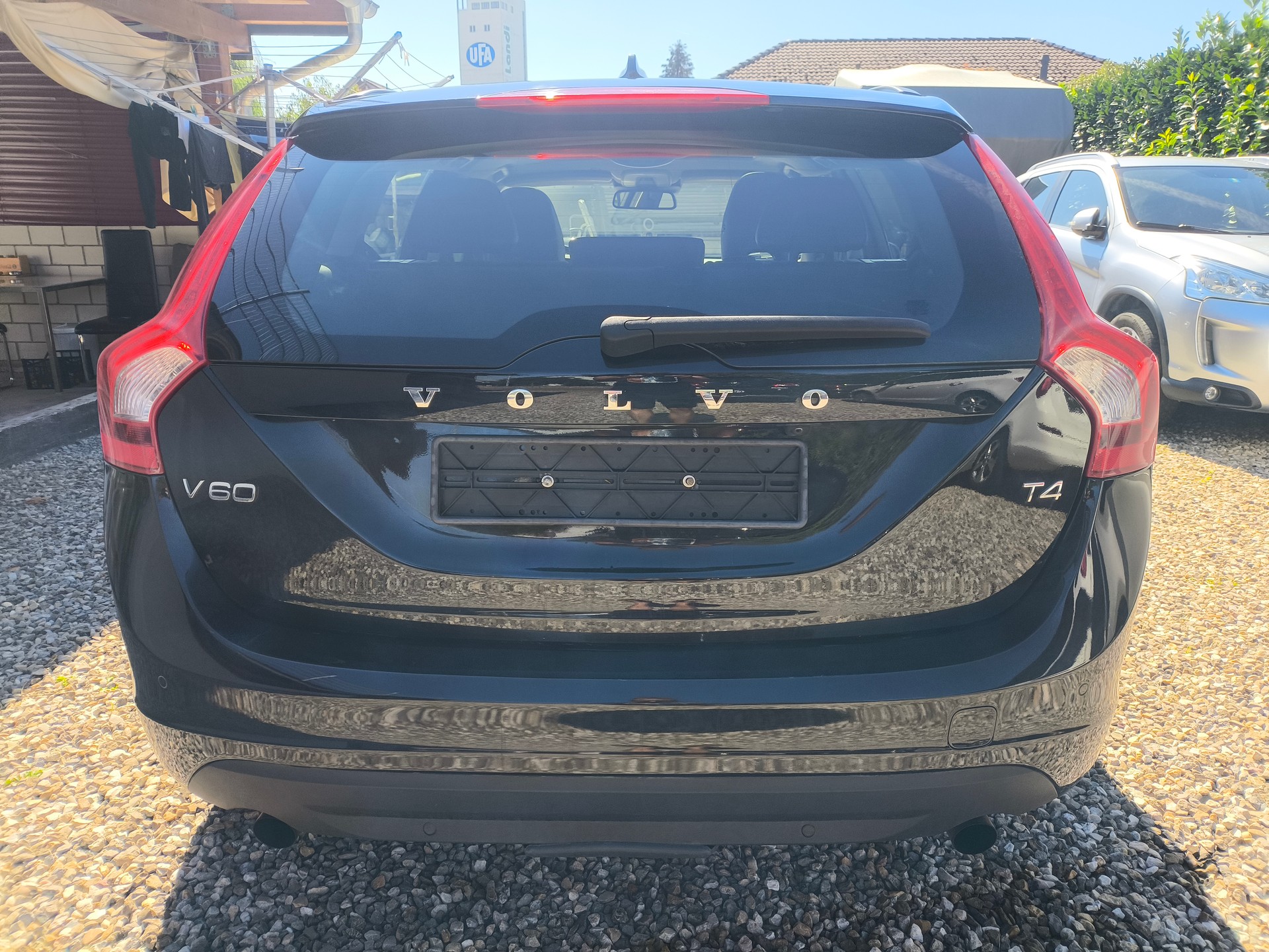 VOLVO V60 T4 Kinetic Powershift-image-6