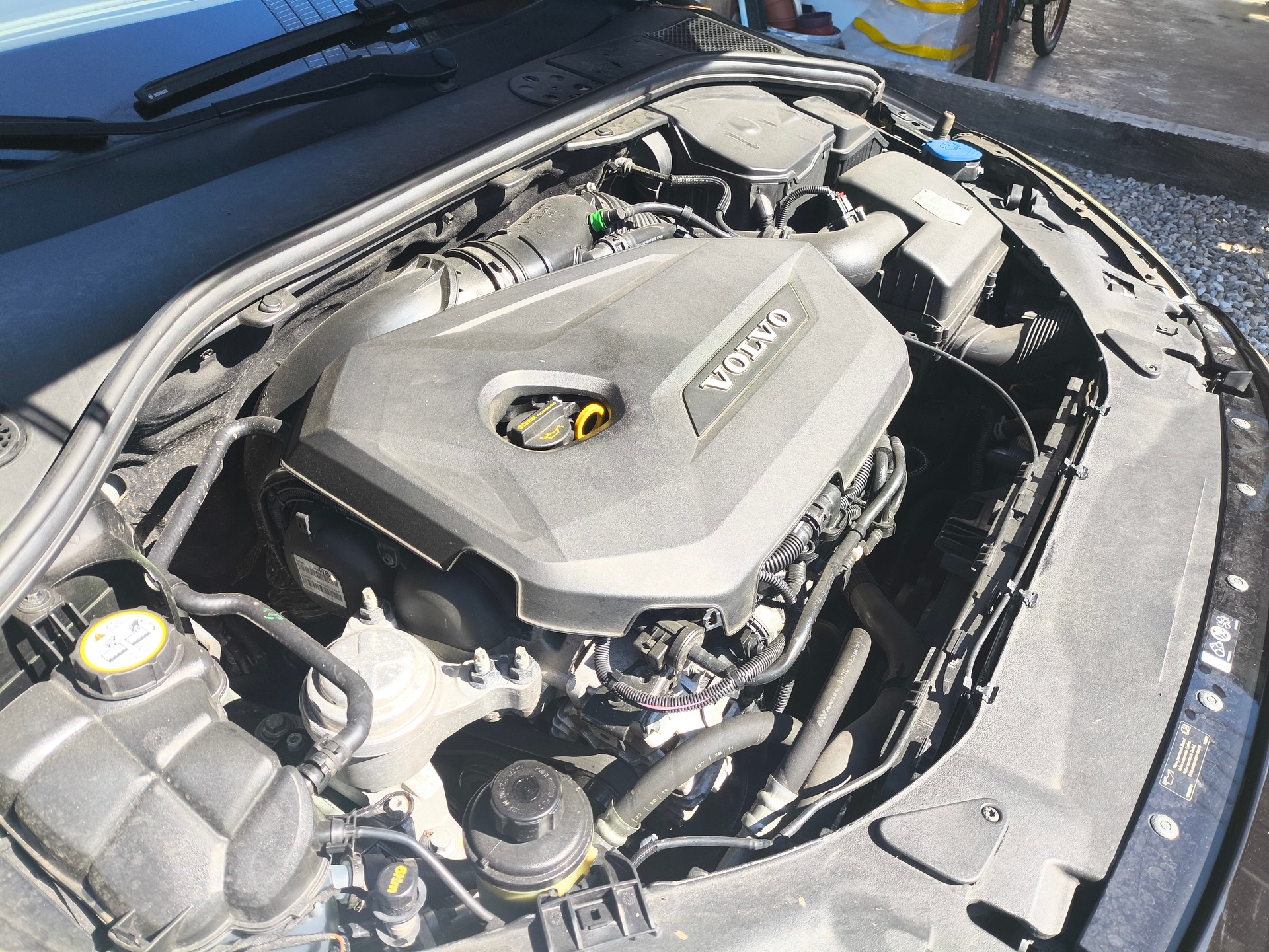 VOLVO V60 T4 Kinetic Powershift-image-7