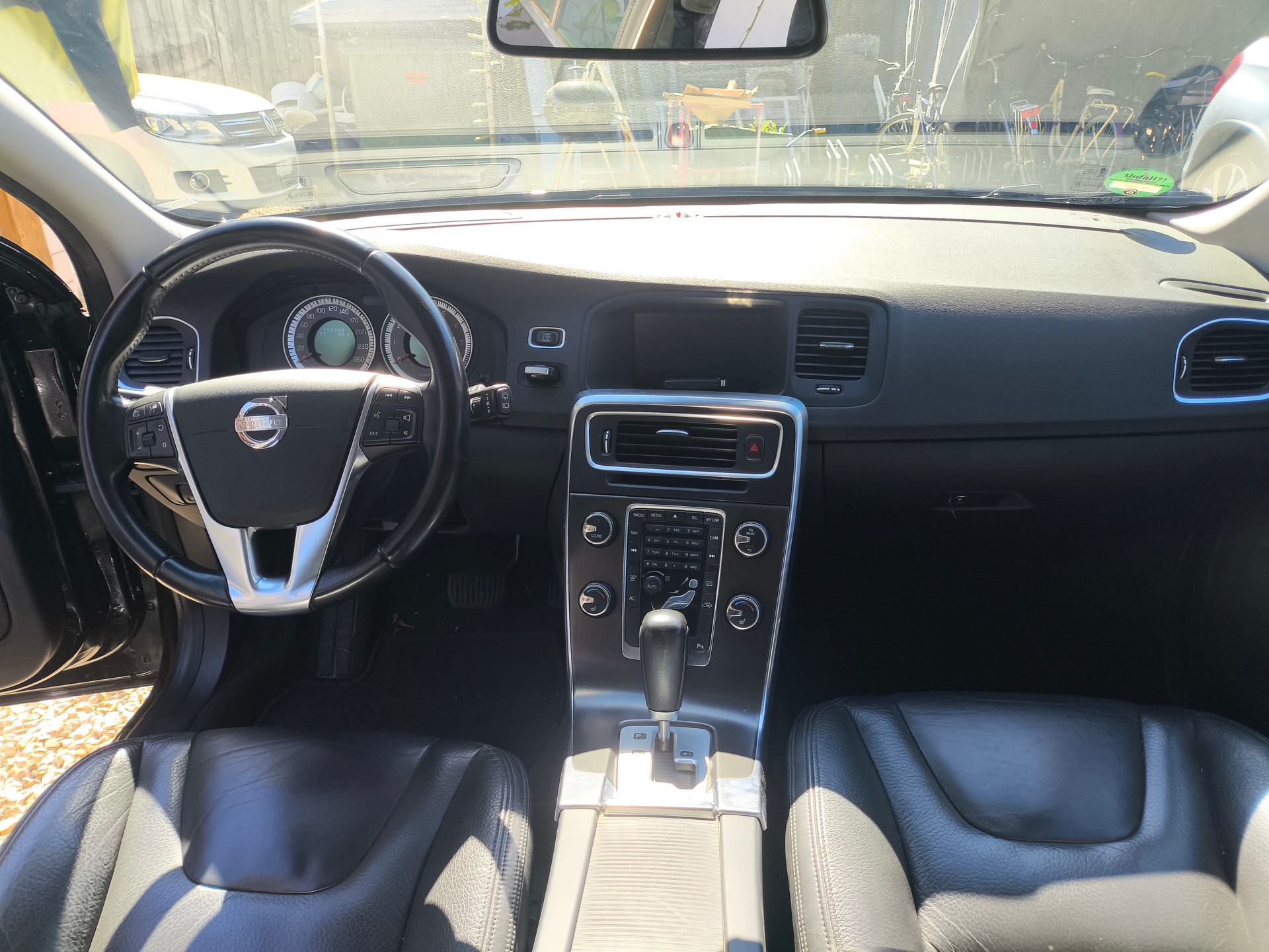 VOLVO V60 T4 Kinetic Powershift-image-12
