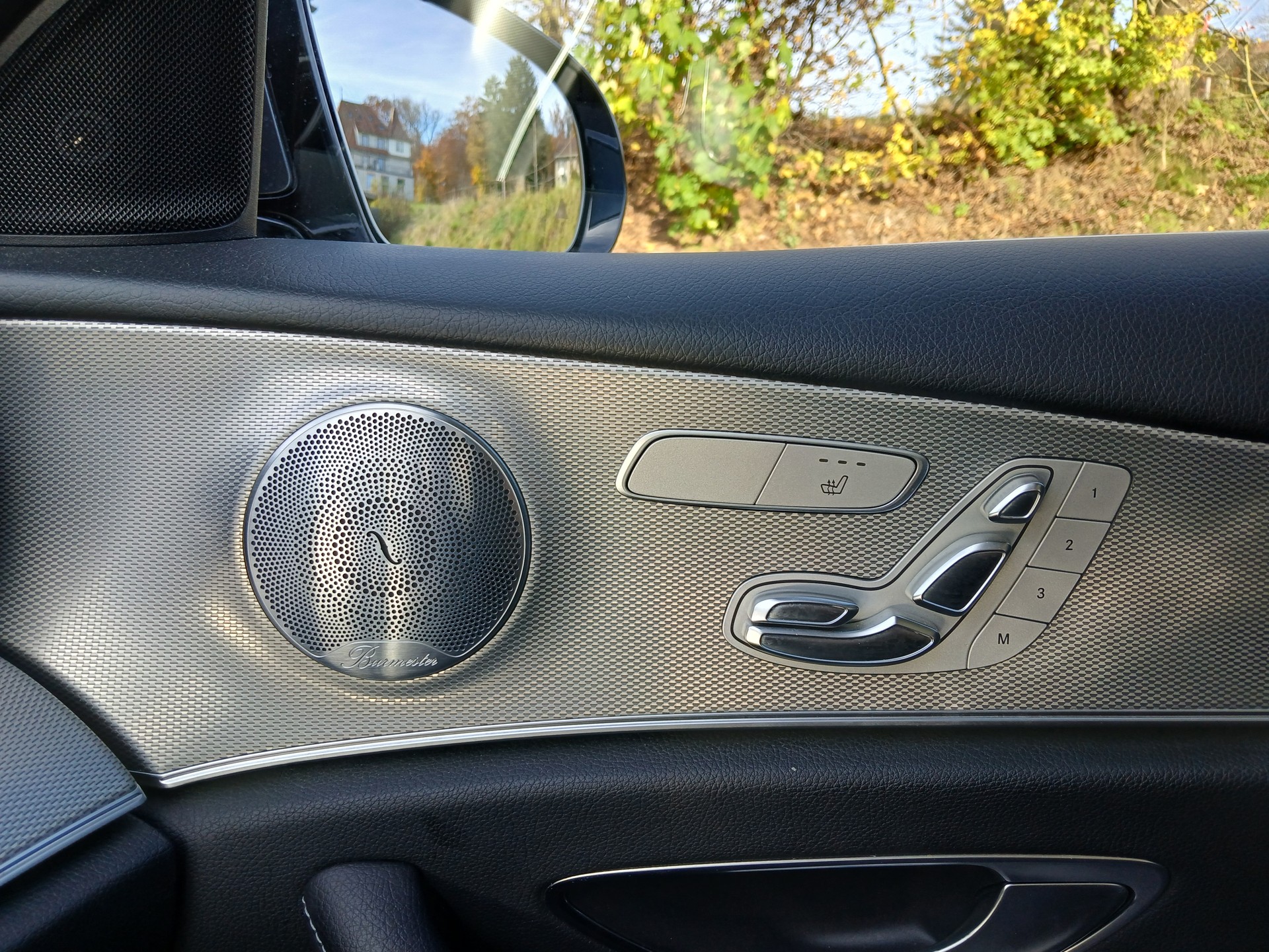 MERCEDES-BENZ E 200 Avantgarde-image-9