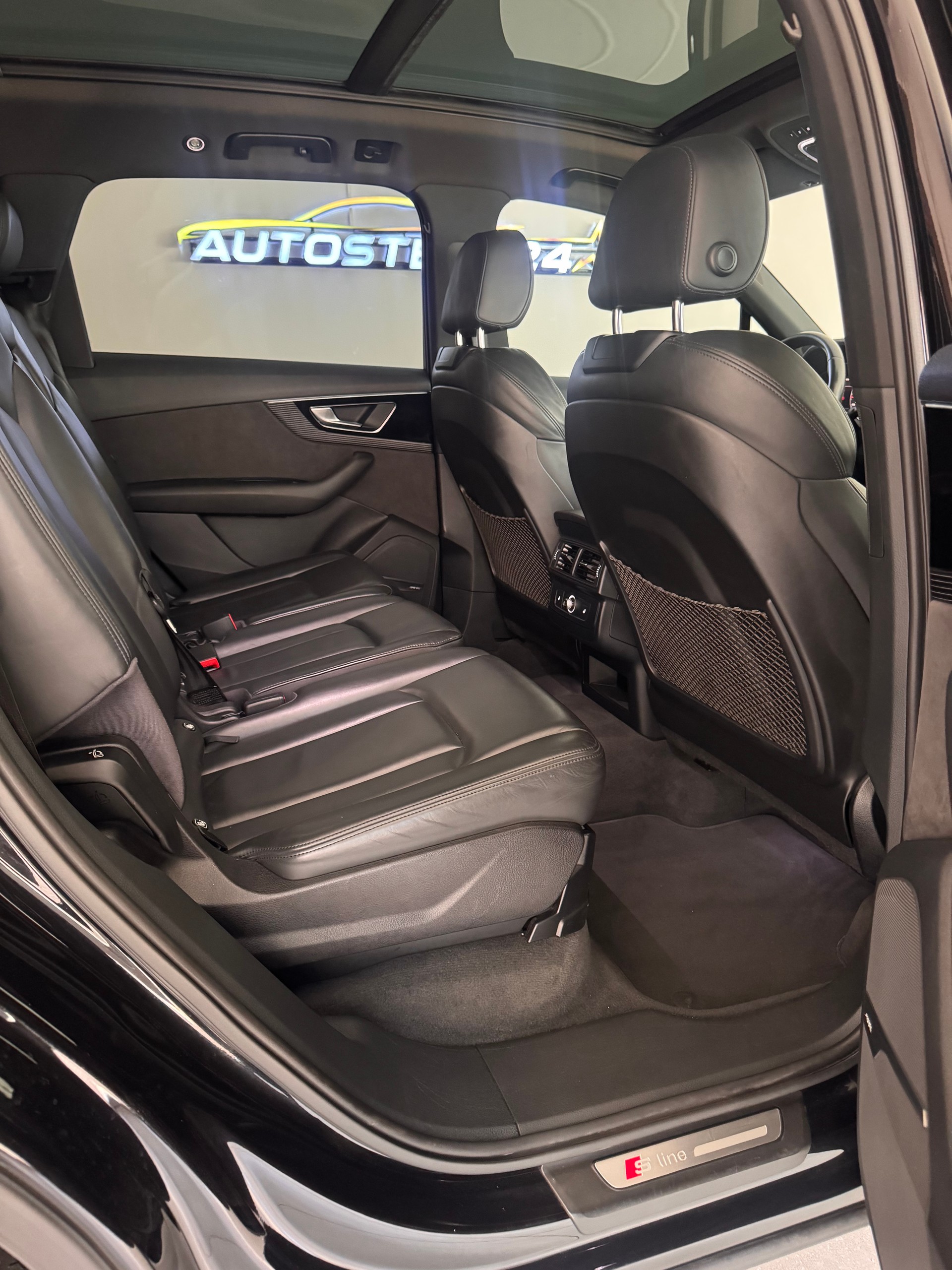 AUDI Q7 3.0 TDI quattro tiptronic S-line*CH-Fahrzeug*Frisch MFK*Panoramadach*AHK*7-Plätzer*-image-10