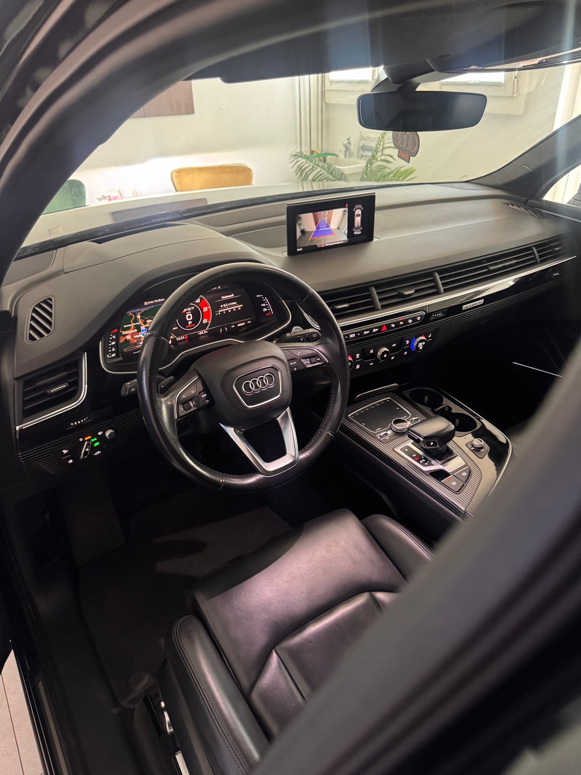 AUDI Q7 3.0 TDI quattro tiptronic S-line*CH-Fahrzeug*Frisch MFK*Panoramadach*AHK*7-Plätzer*-image-8
