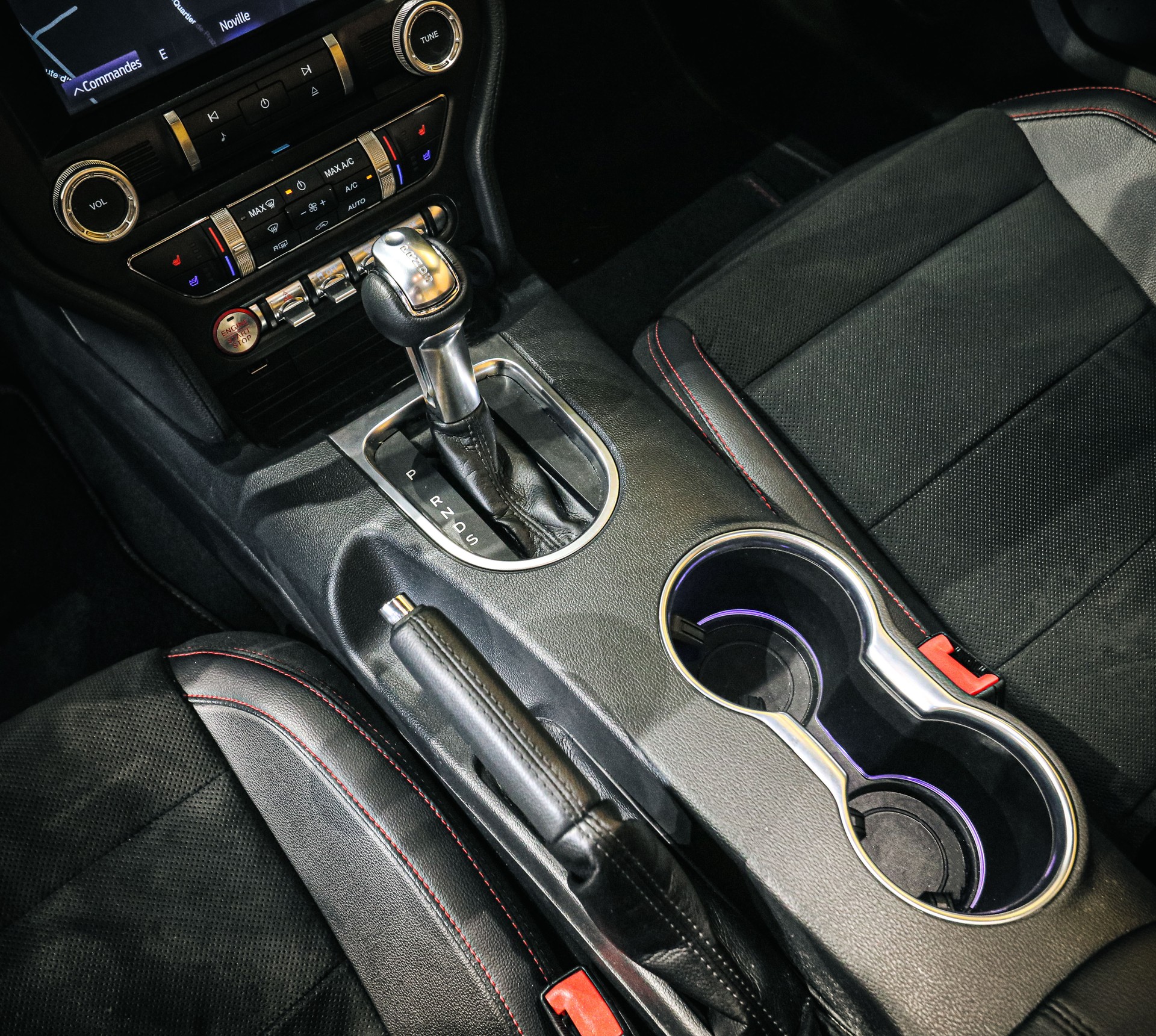 FORD Mustang Convertible 5.0 V8 GT Automat-image-16