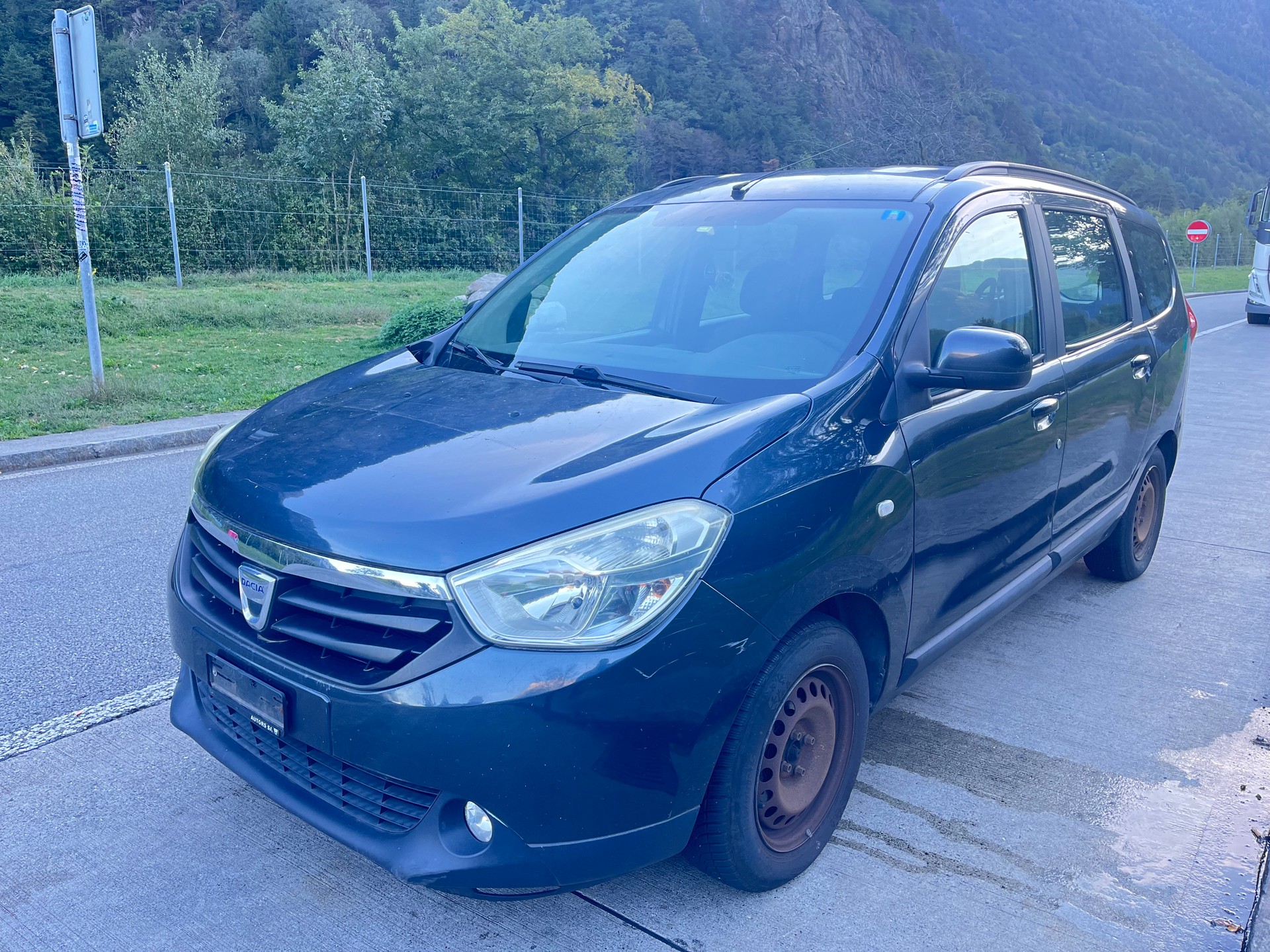 DACIA Lodgy 1.6 Lauréate-image-2
