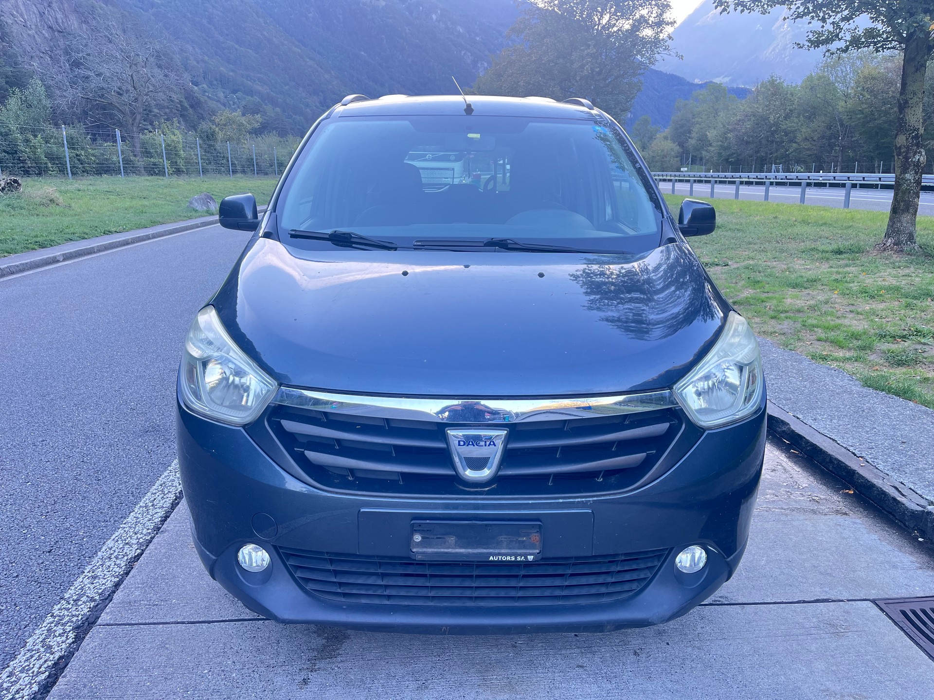 DACIA Lodgy 1.6 Lauréate-image-0
