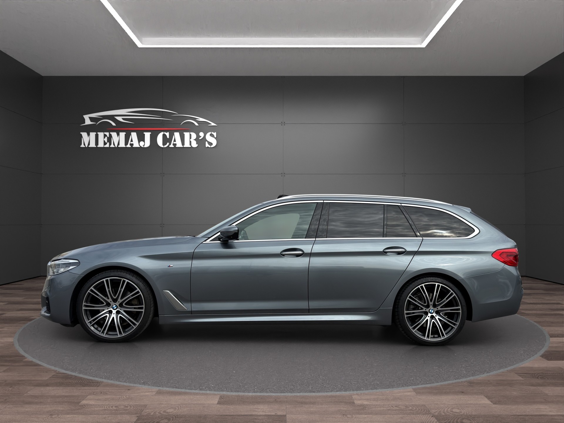 BMW 520d xDrive Touring M Sport Steptronic Pano/MFK/Garantie-image-4