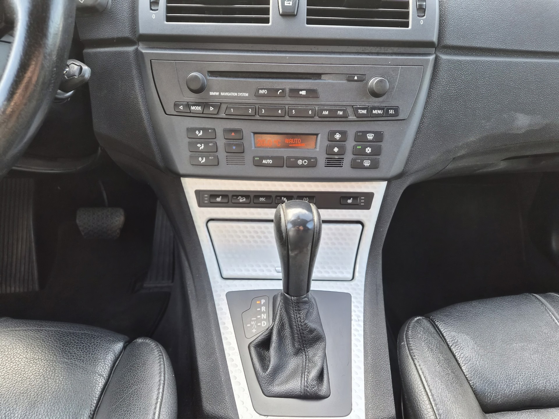 BMW X3 3.0i Steptronic-image-12