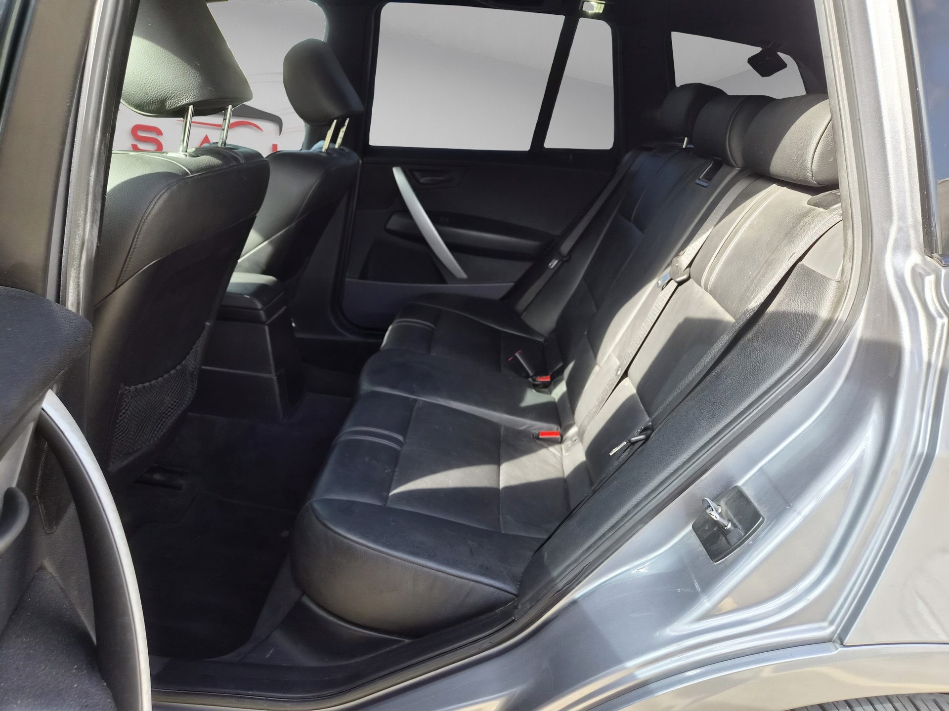 BMW X3 3.0i Steptronic-image-10