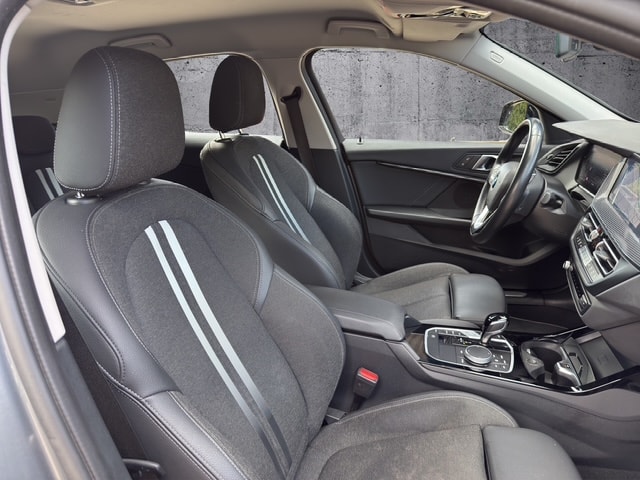 BMW 120d xDrive Sportline **CH Fahrzeug**-image-9