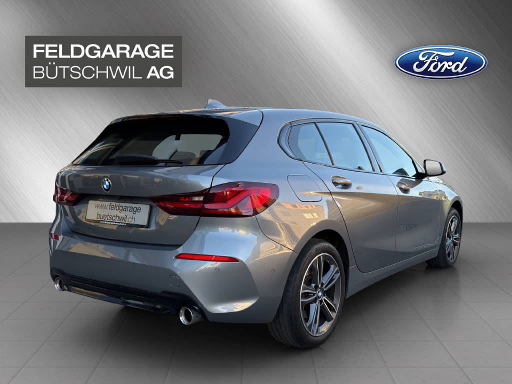 BMW 120d xDrive Sportline **CH Fahrzeug**-image-5