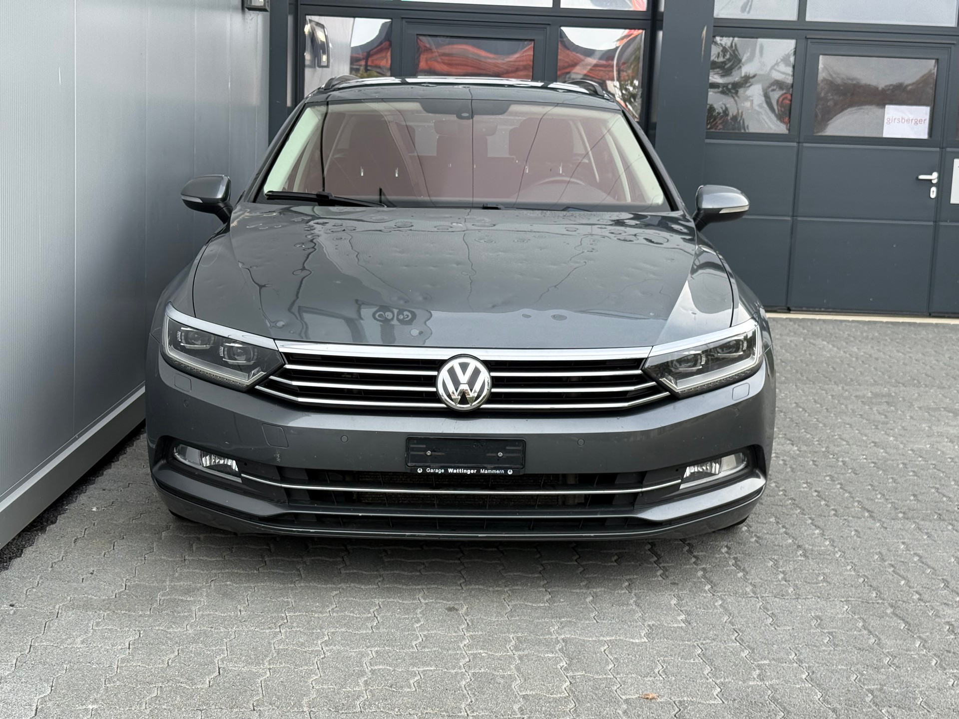 VW Passat Variant 2.0 TDI BMT Highline DSG-image-1