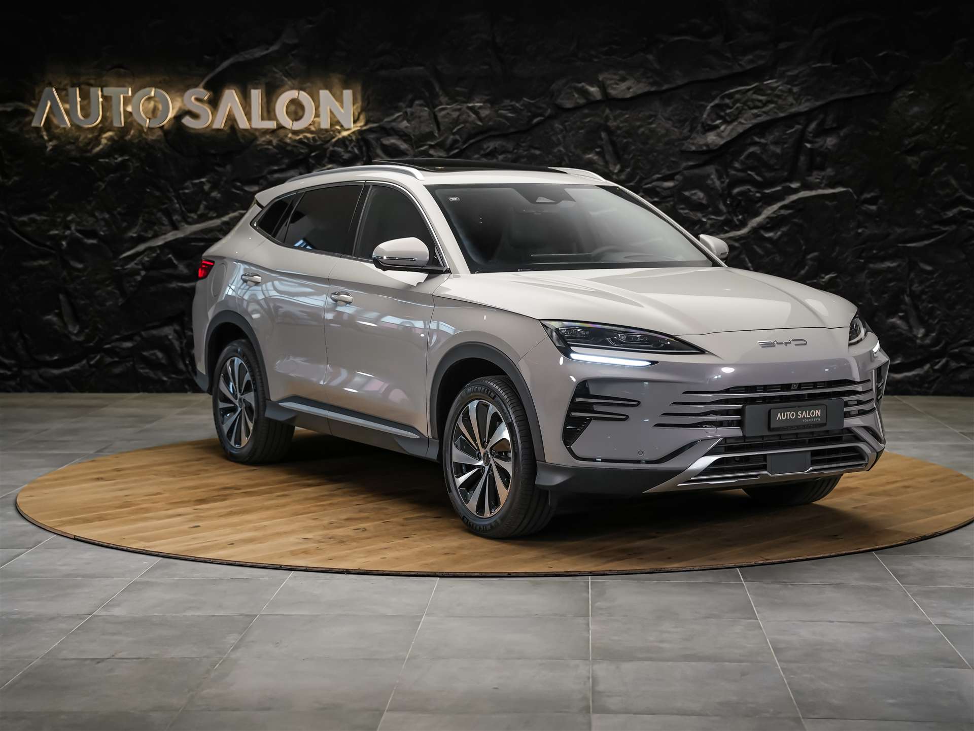 BYD Seal U DM-i Design AWD *SOFORT Verfügbar*Werksgarantie*Lenkradheizung*Sitzbelüftung*360° Kamera*-image-6