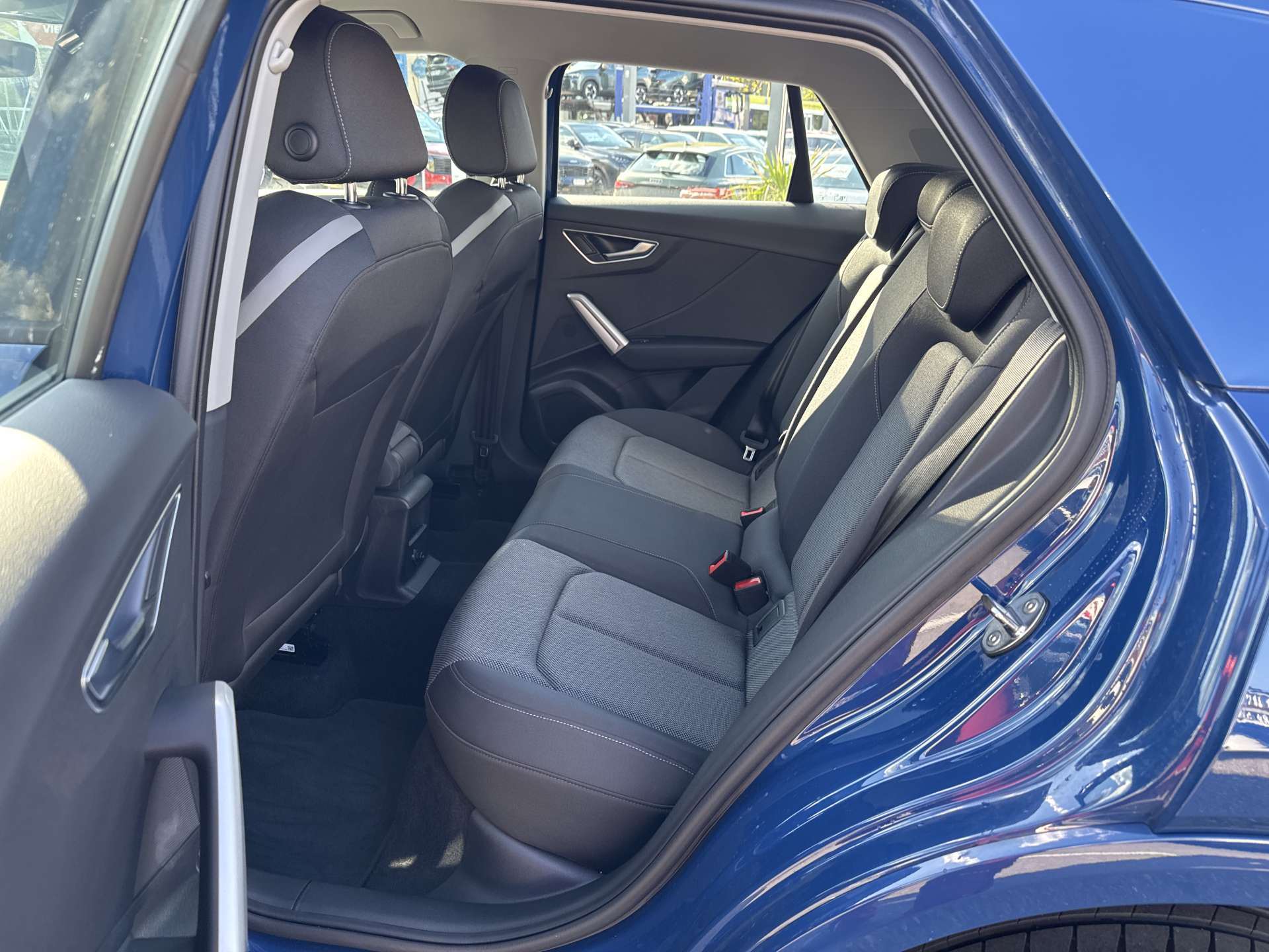 AUDI Q2 35 TFSi S-Line S-Tronic Automat-image-6
