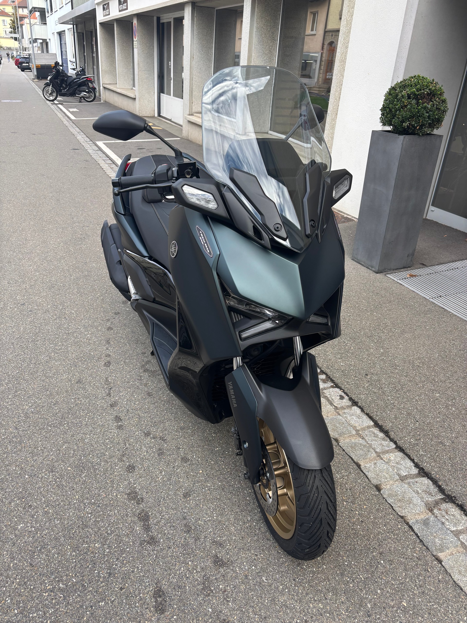 YAMAHA X-Max YP 125 Tech Max-showroom-element-3
