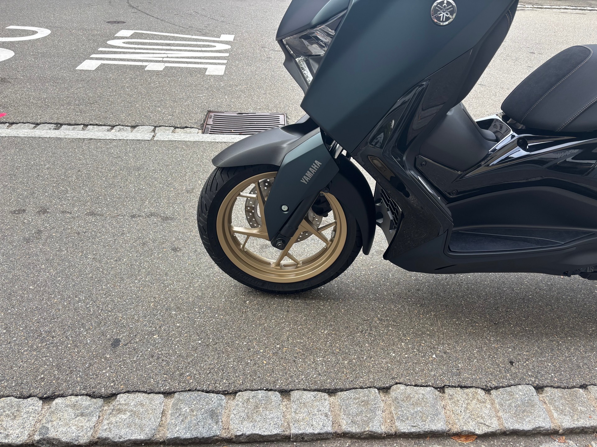 YAMAHA X-Max YP 125 Tech Max-image-7