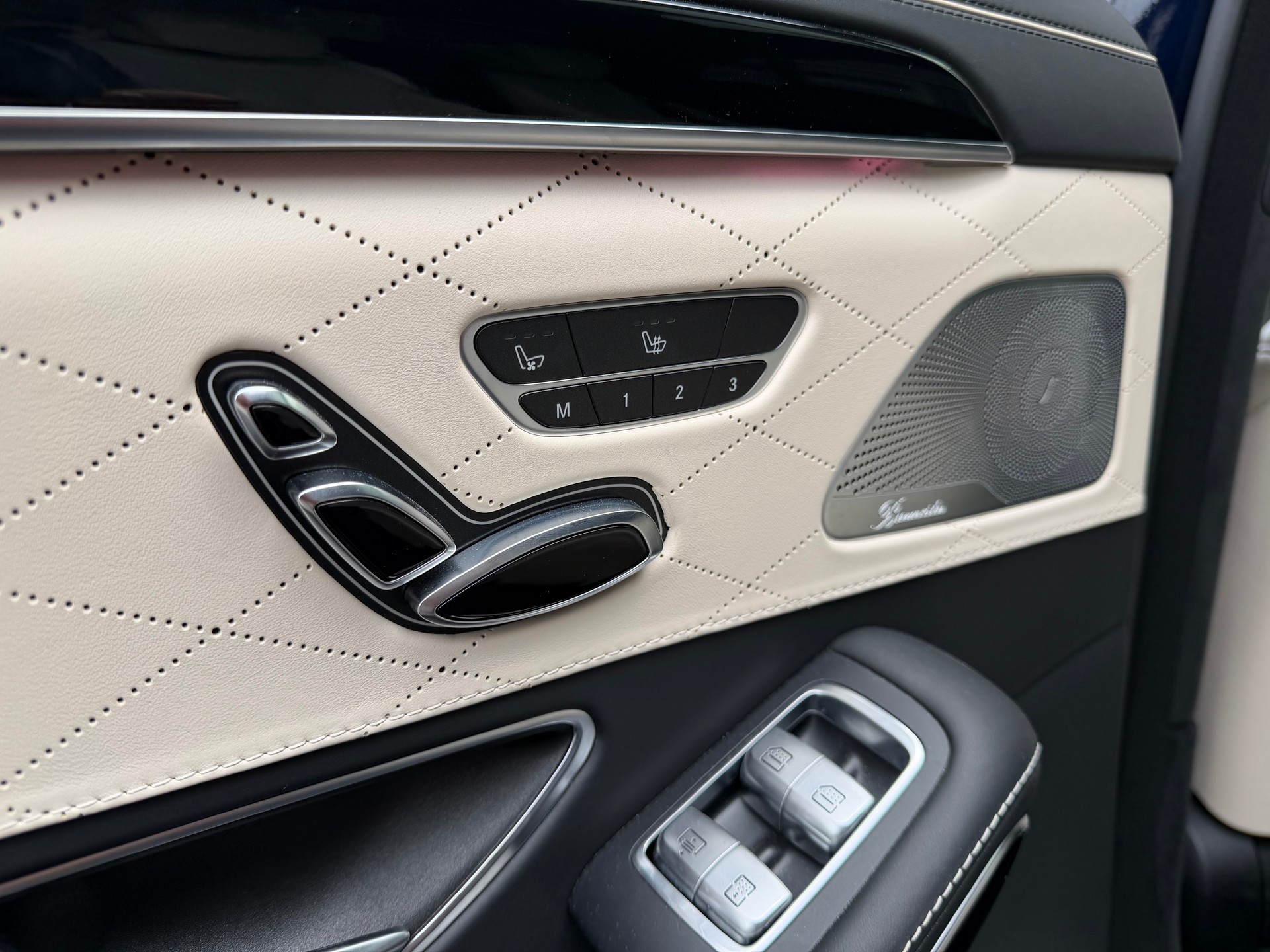 MERCEDES-BENZ S 500 L 4Matic 7G-Tronic-image-11