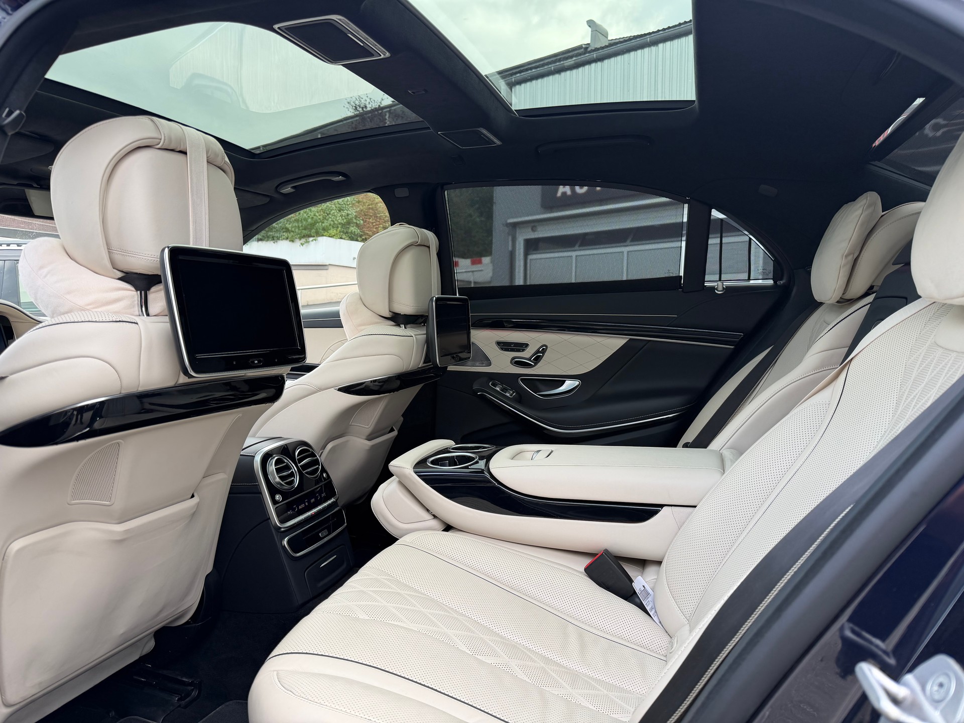 MERCEDES-BENZ S 500 L 4Matic 7G-Tronic-image-10