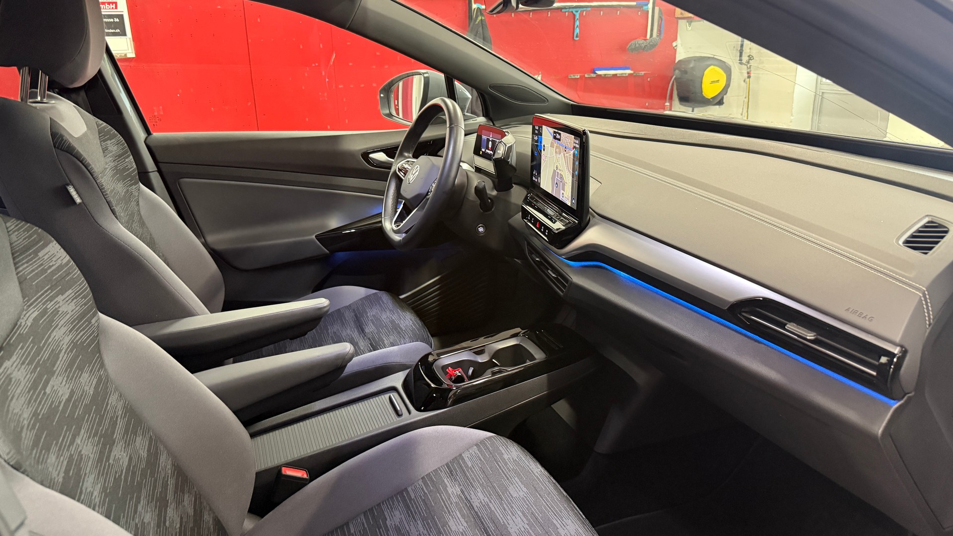VW ID.5 Pro Performance 77 kWh 75 Edition-image-15
