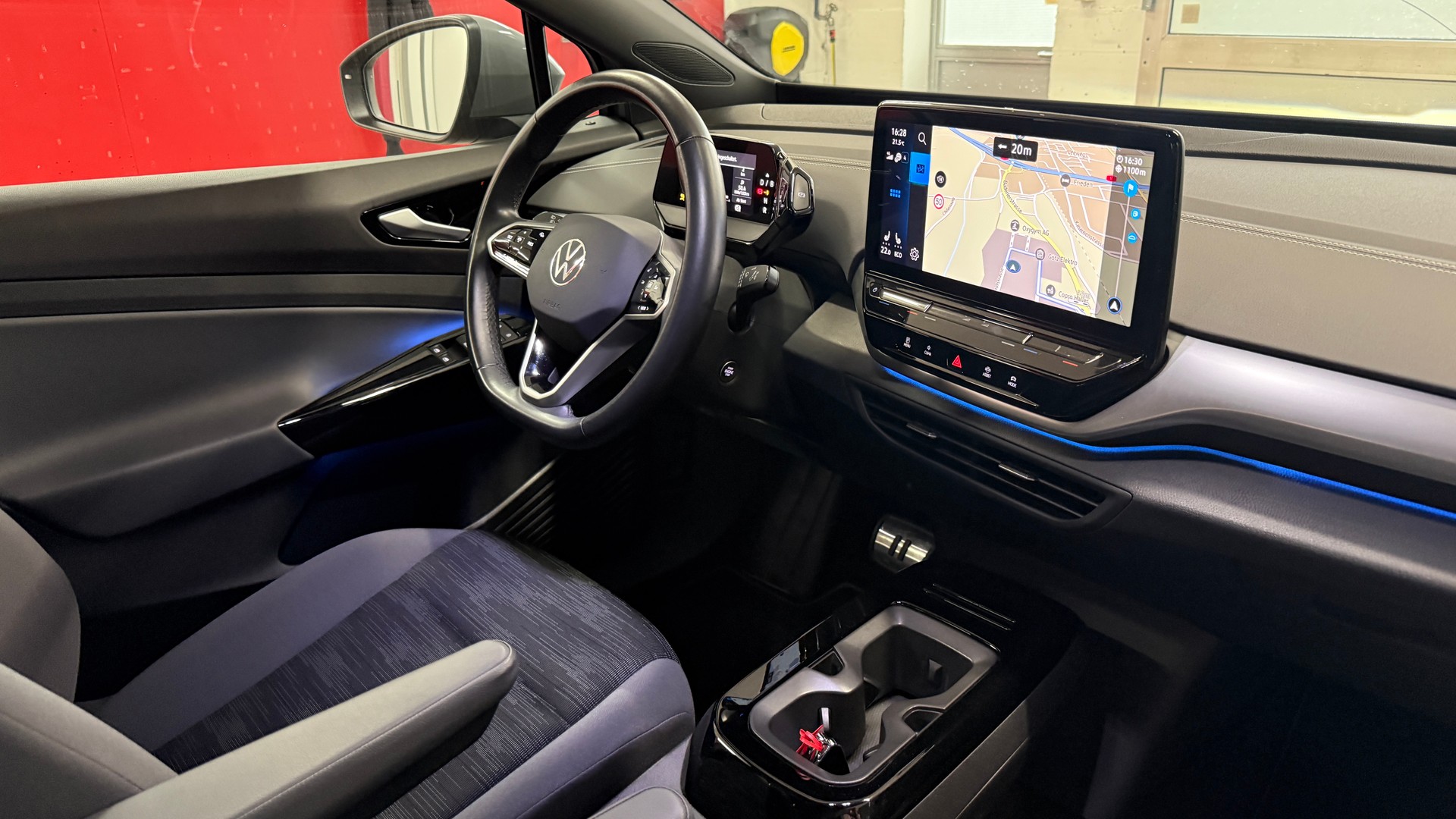 VW ID.5 Pro Performance 77 kWh 75 Edition-image-14